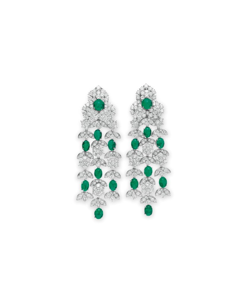 A PAIR OF EMERALD AND DIAMOND EAR PENDANTS, BY KUTCHINSKY