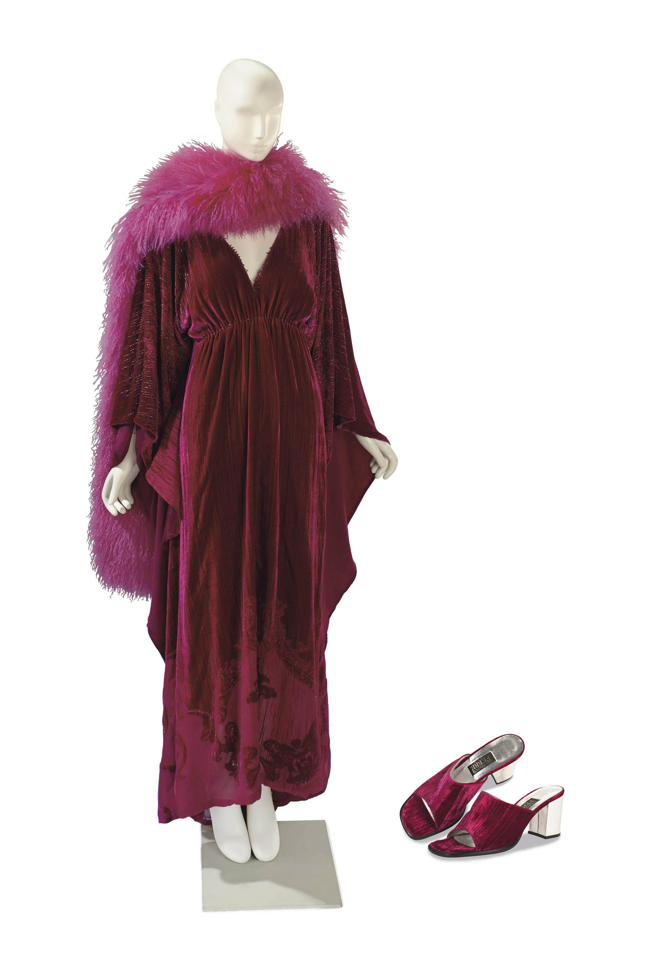Thesis luxury velvet robe picture