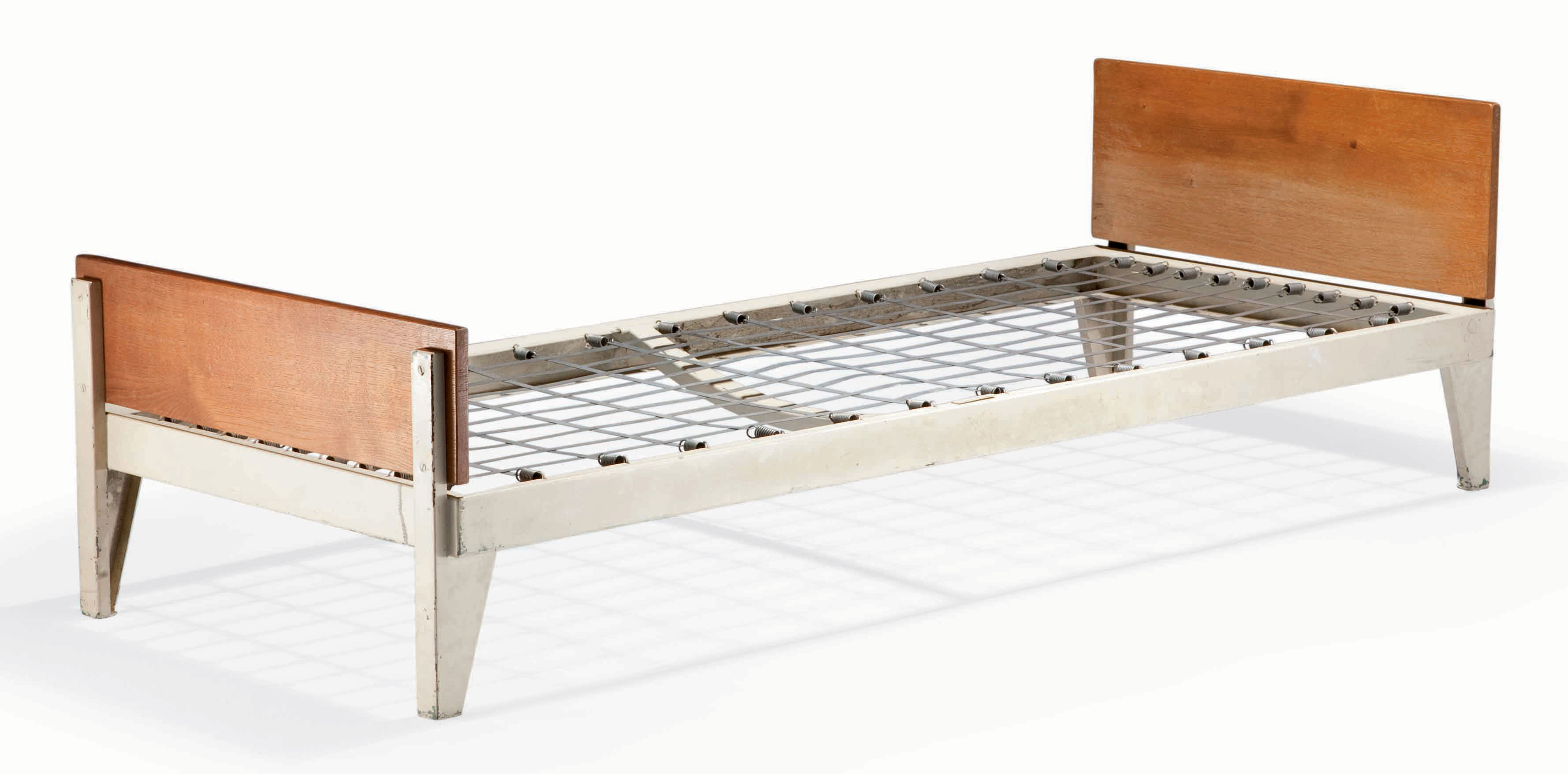 JEAN PROUVE (1901-1984) , BAHUT, LE MODELE CREE VERS 1942, CELUI