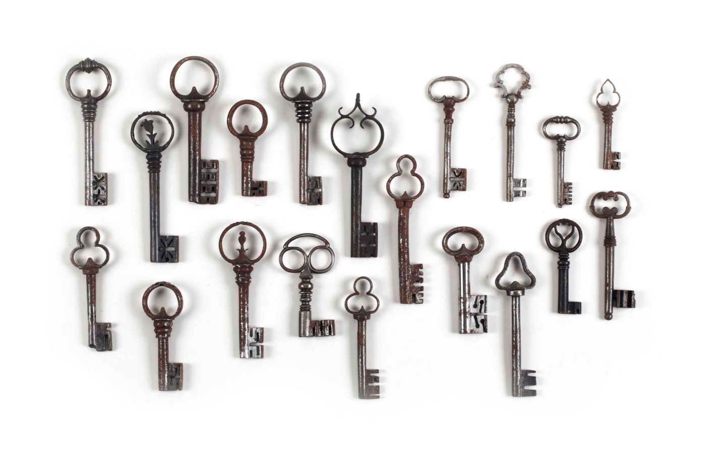 A COLLECTION OF IRON KEYS