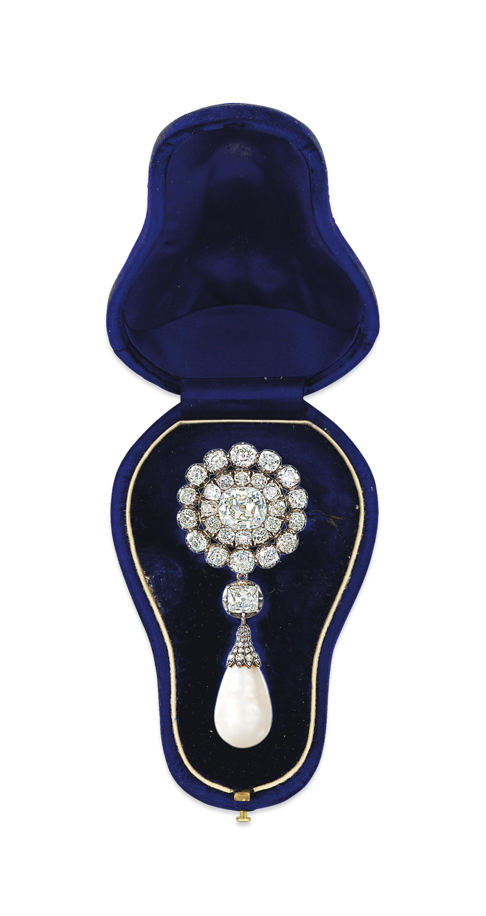 Cowdray pearls store
