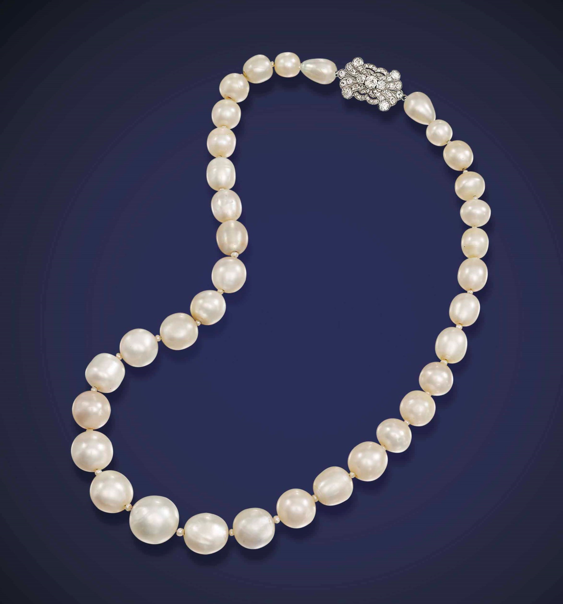AN IMPORTANT NATURAL PEARL NECKLACE | Christie's