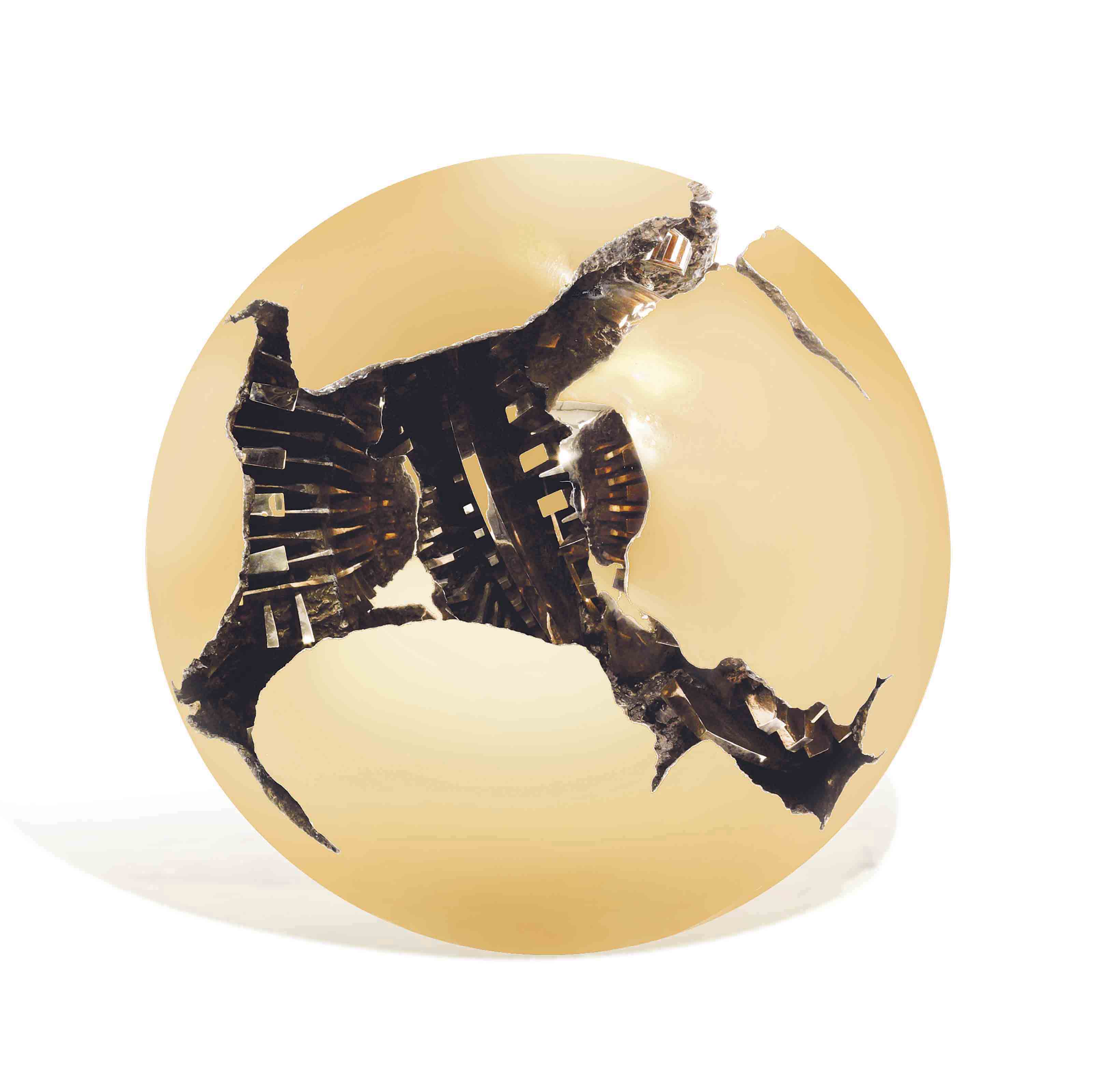 Hi folks, has anyone managed to put one of these on without having to take  the front bumper off and grille out? I fancy putting one on my Brabus.  Cheers., image size:3240x3200