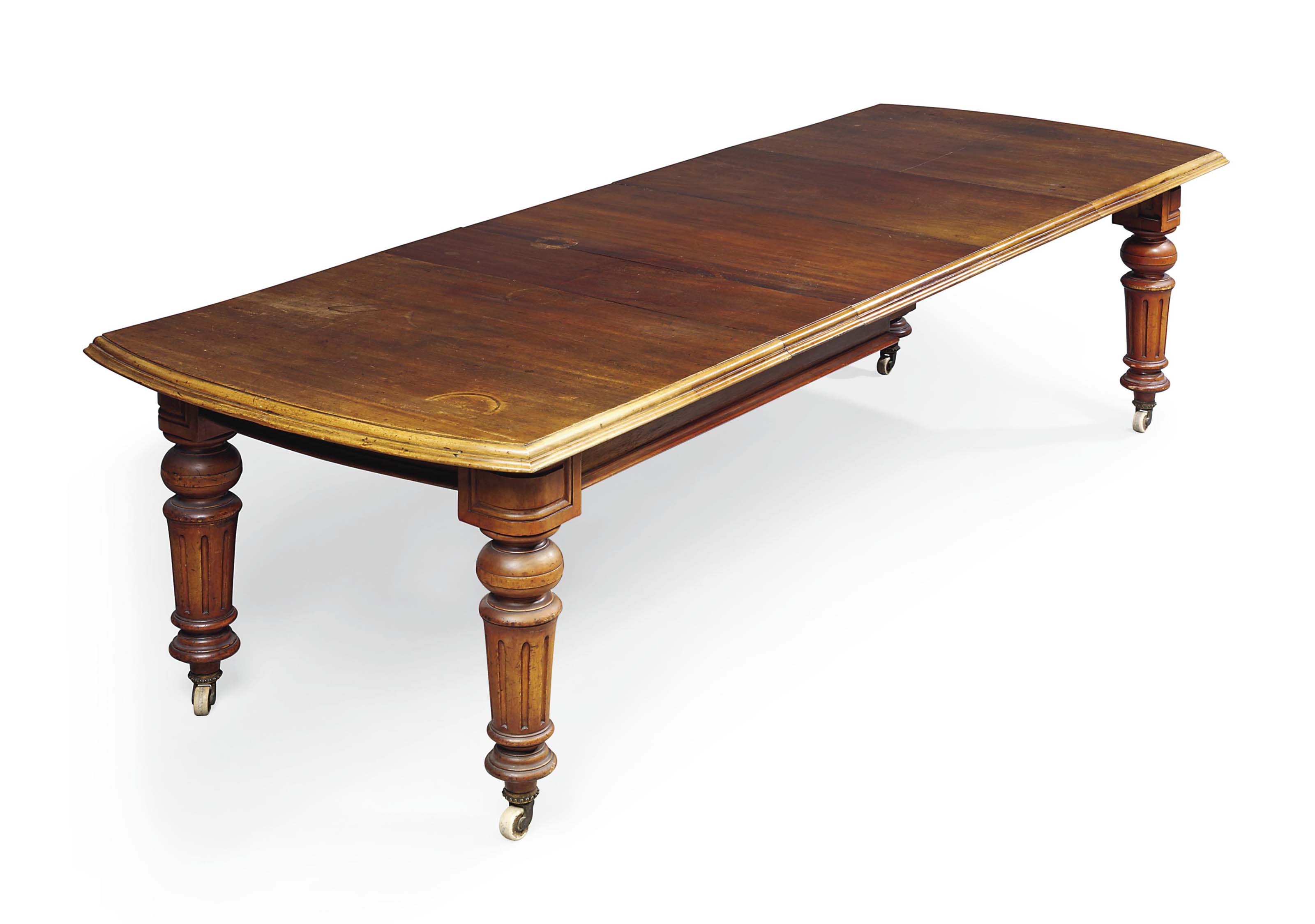 A VICTORIAN WALNUT DINING TABLE , MID19TH CENTURY Christie's