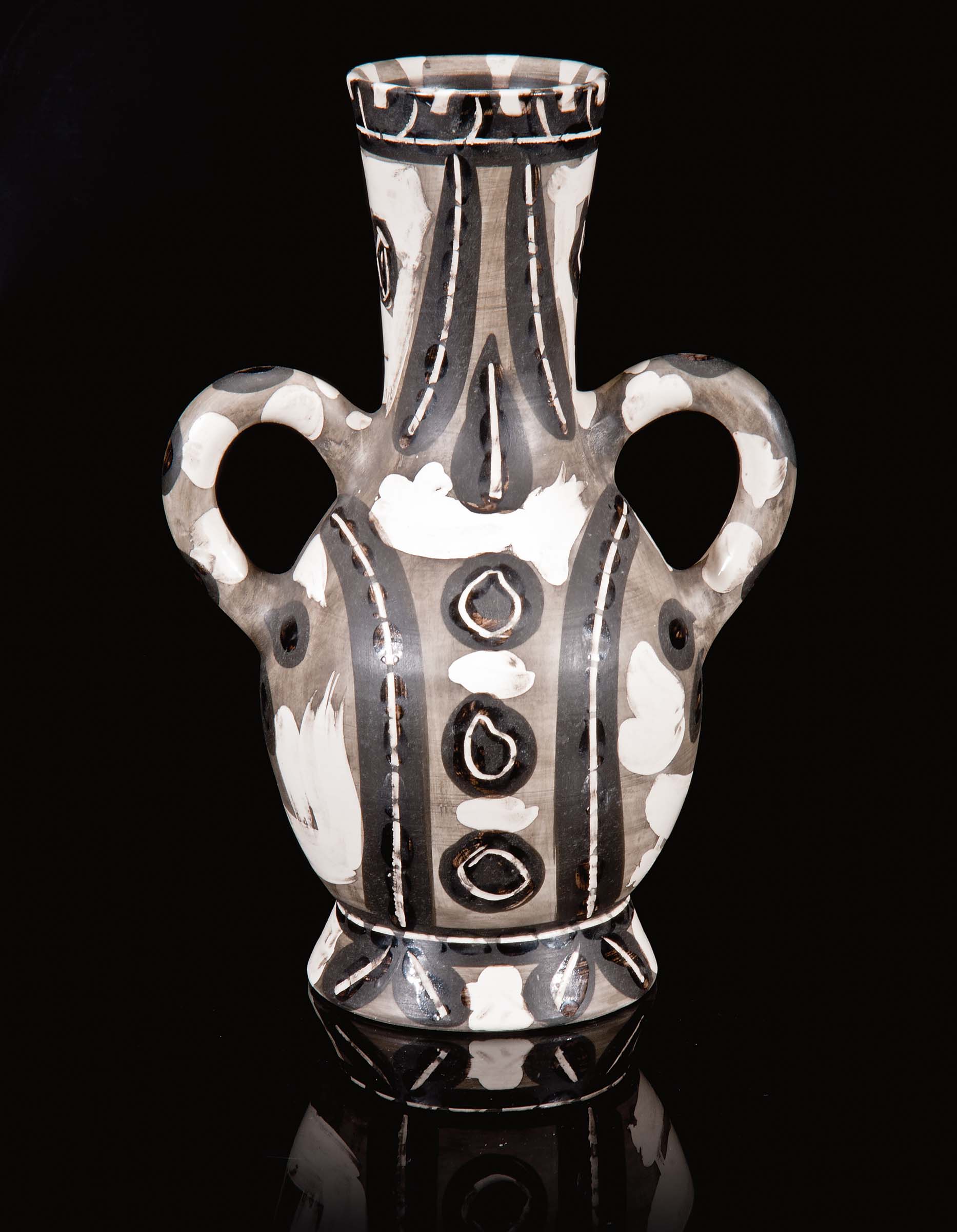 Pablo Picasso (18811973) , Vase deux anses hautes Christie's