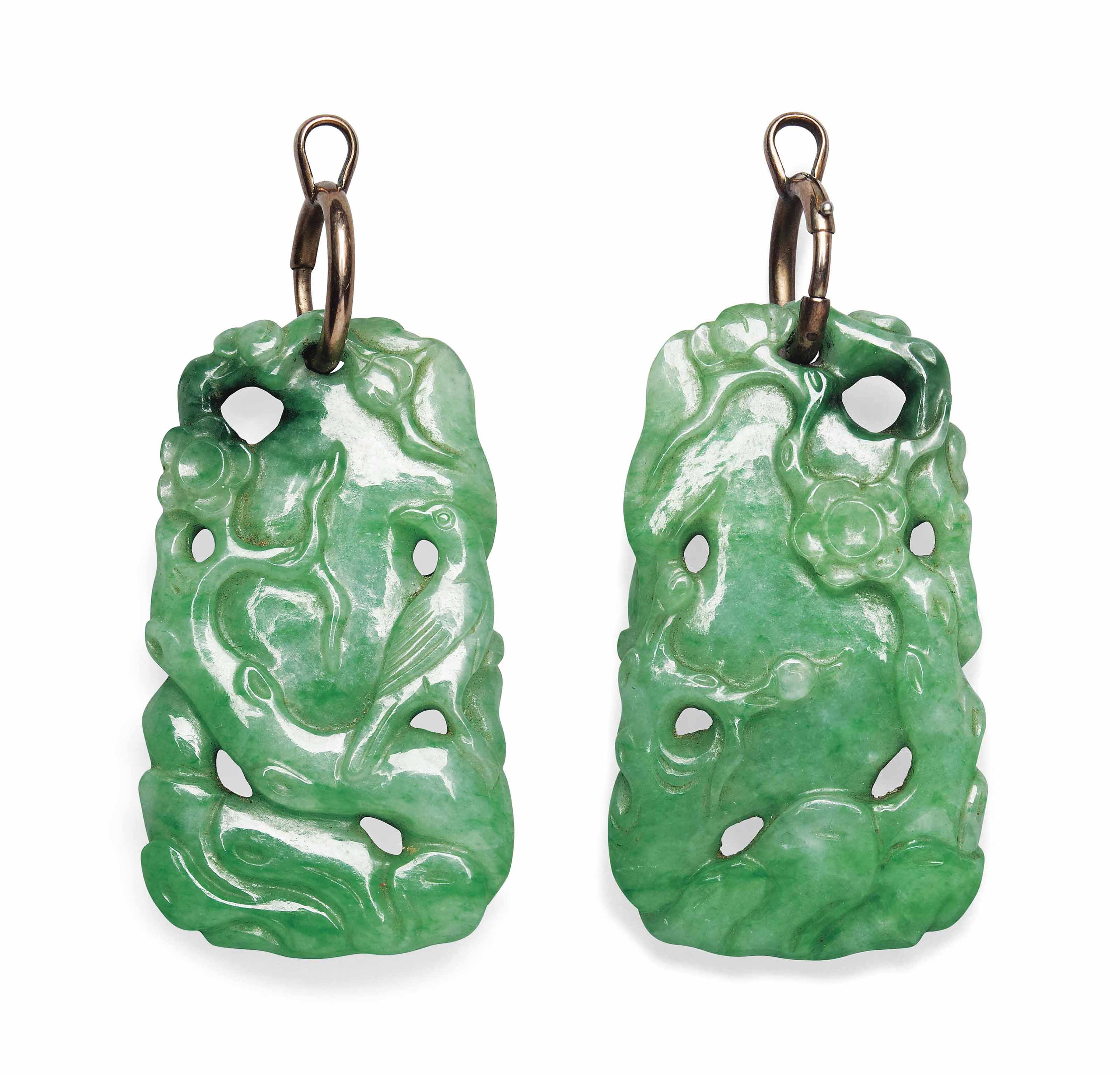 A RECTANGULAR JADEITE PENDANT Christie's