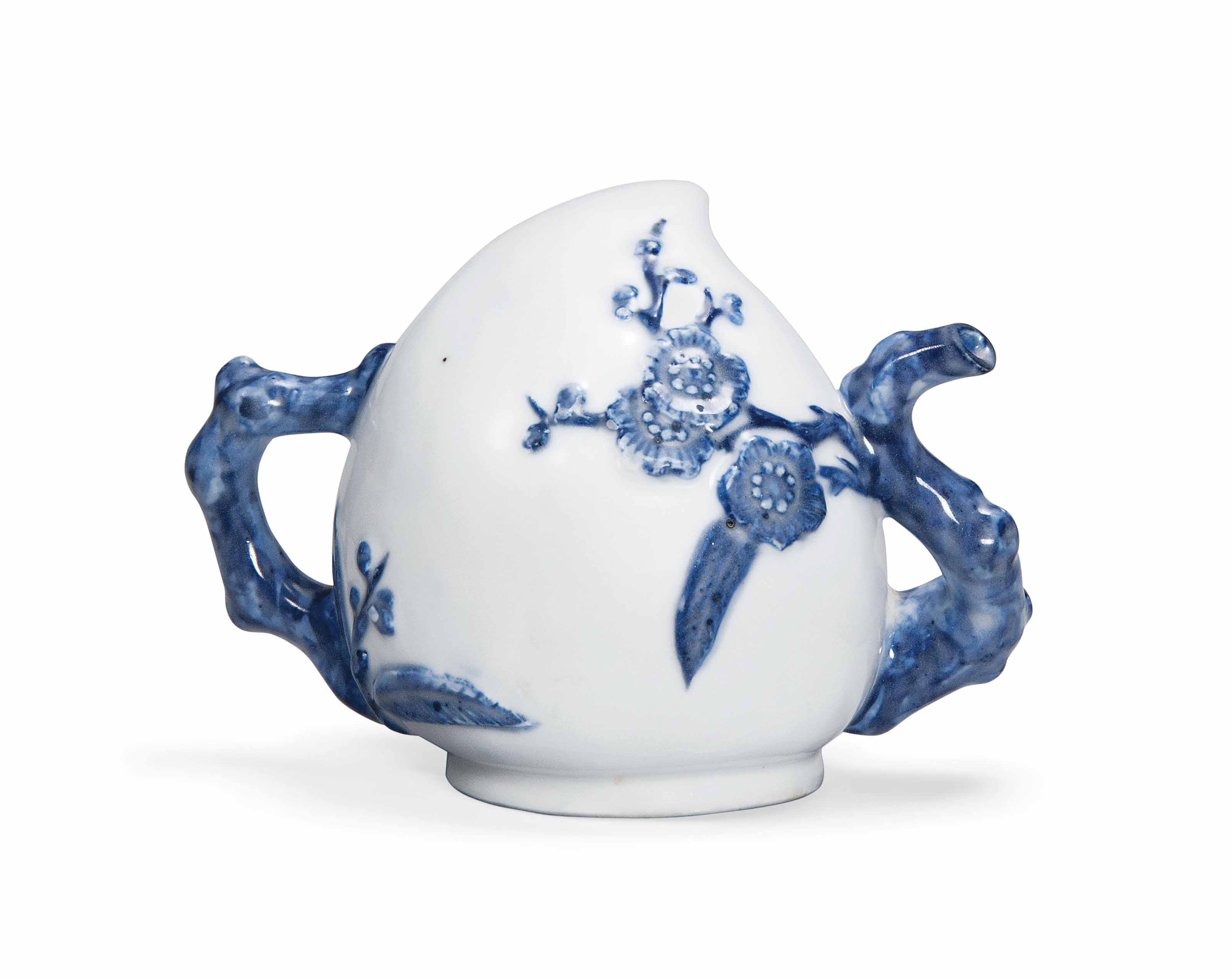 A CHINESE BLUE AND WHITE 'CADOGAN' TEAPOT , 19TH CENTURY Christie's