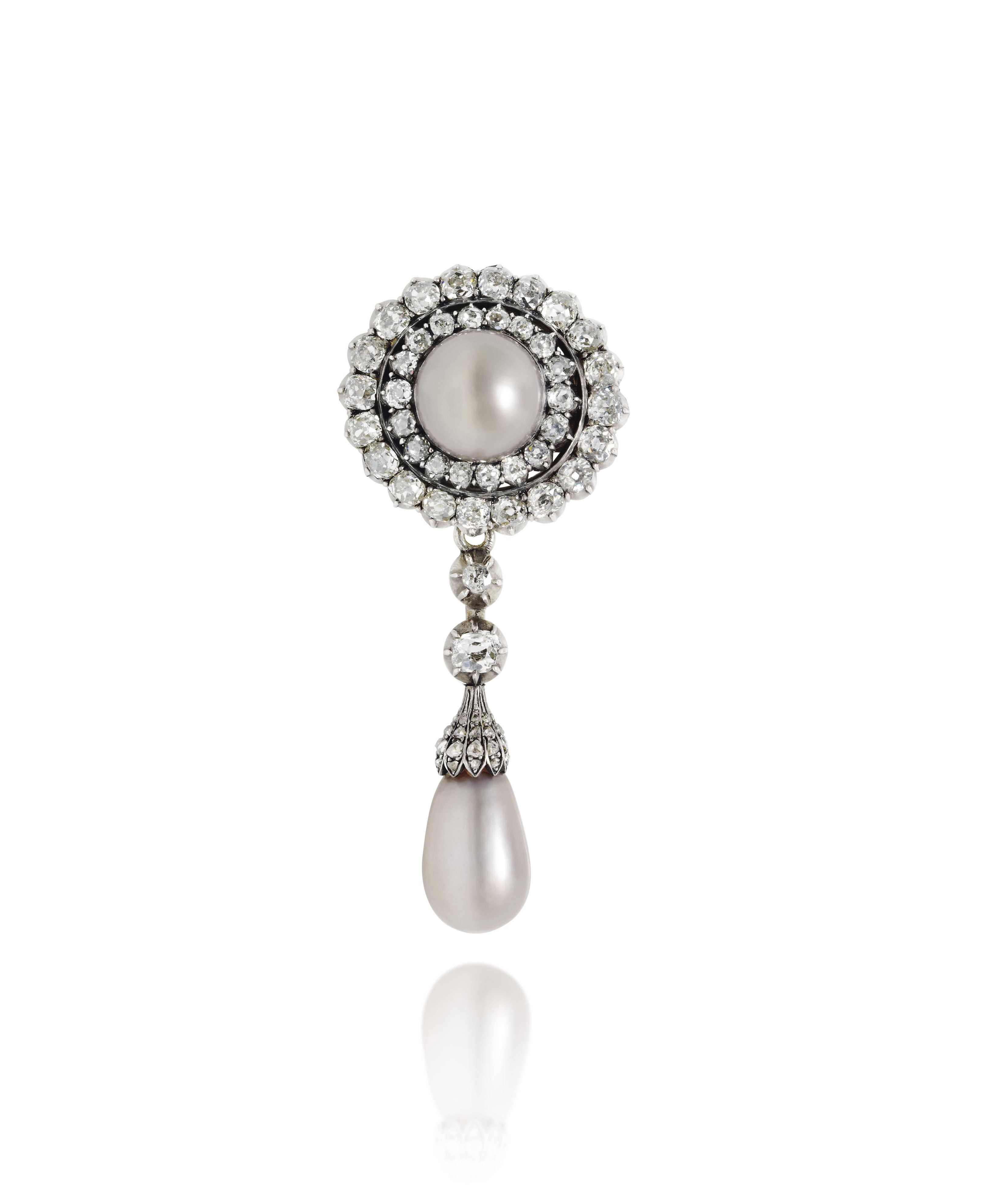 AN ANTIQUE NATURAL PEARL AND DIAMOND BROOCH/PENDANT Christie's