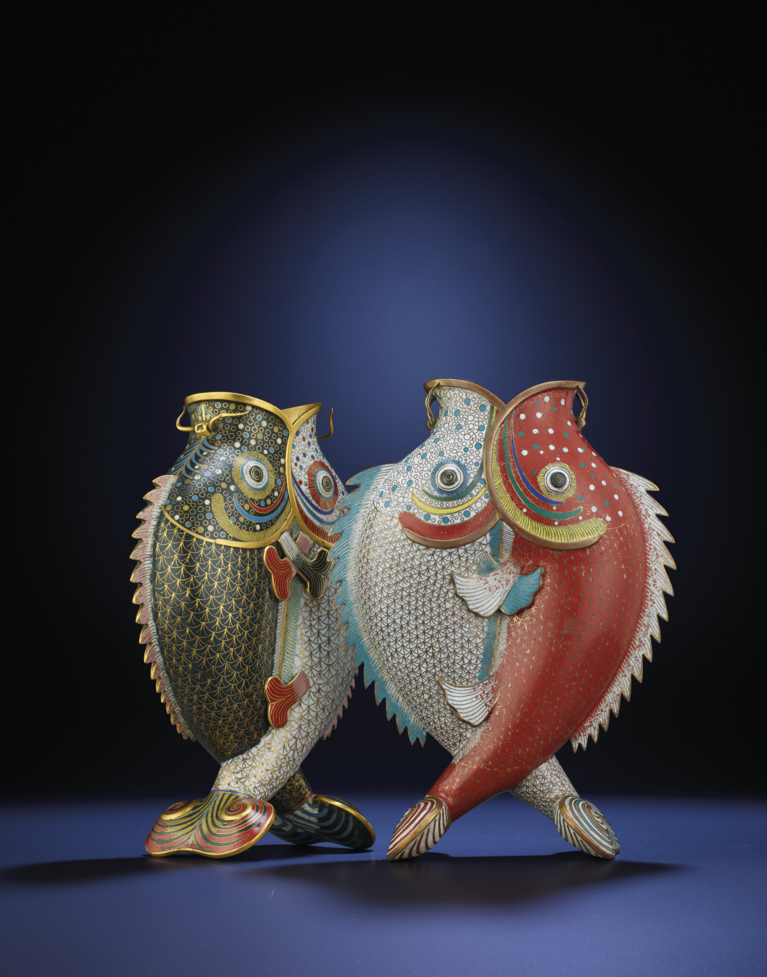 A LARGE PAIR OF CLOISONNE ENAMEL 'HUNDRED DEER' VASES, ZUN