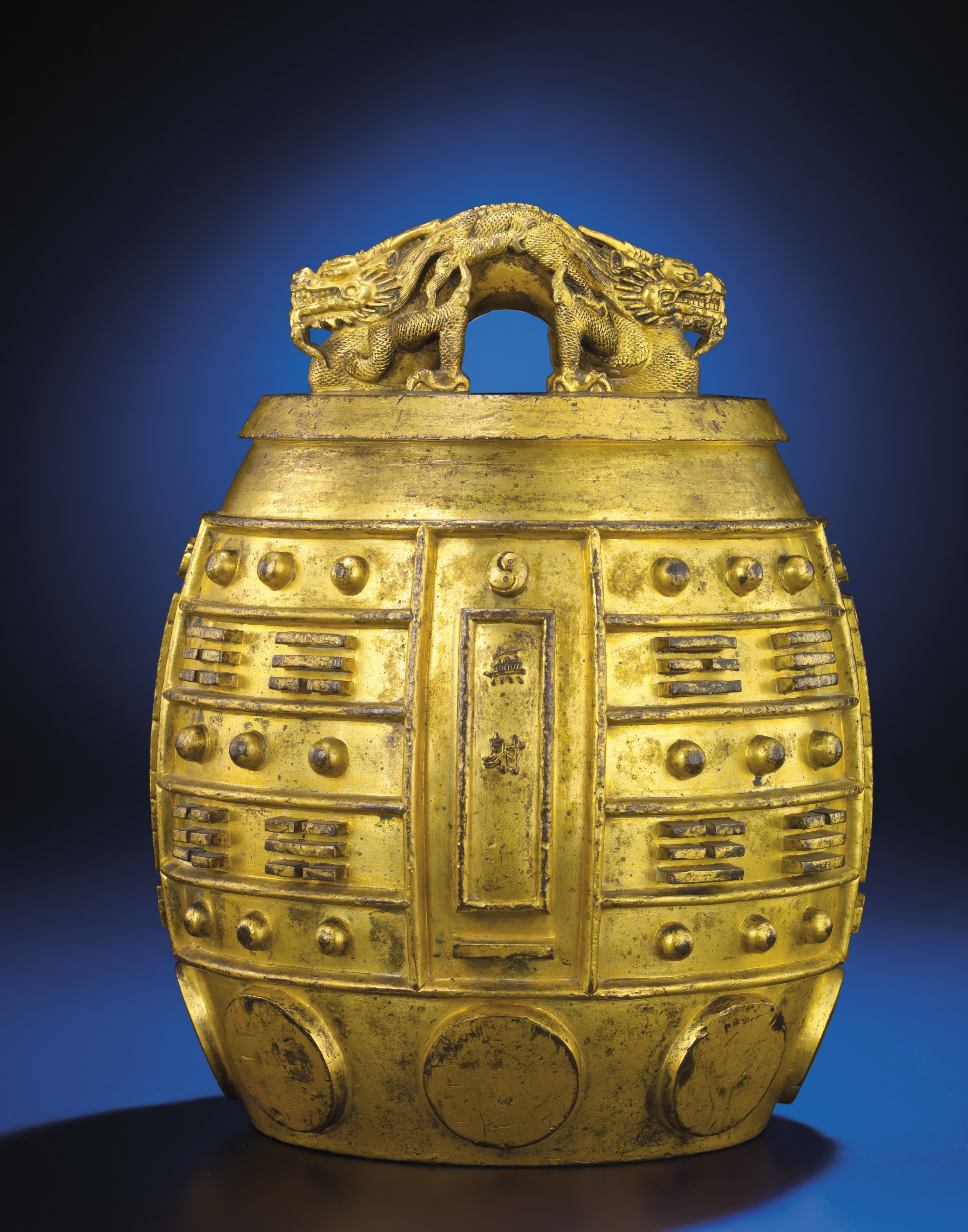 清康熙青花山水人物圖大缸, KANGXI PERIOD (1662-1722) | Christie's