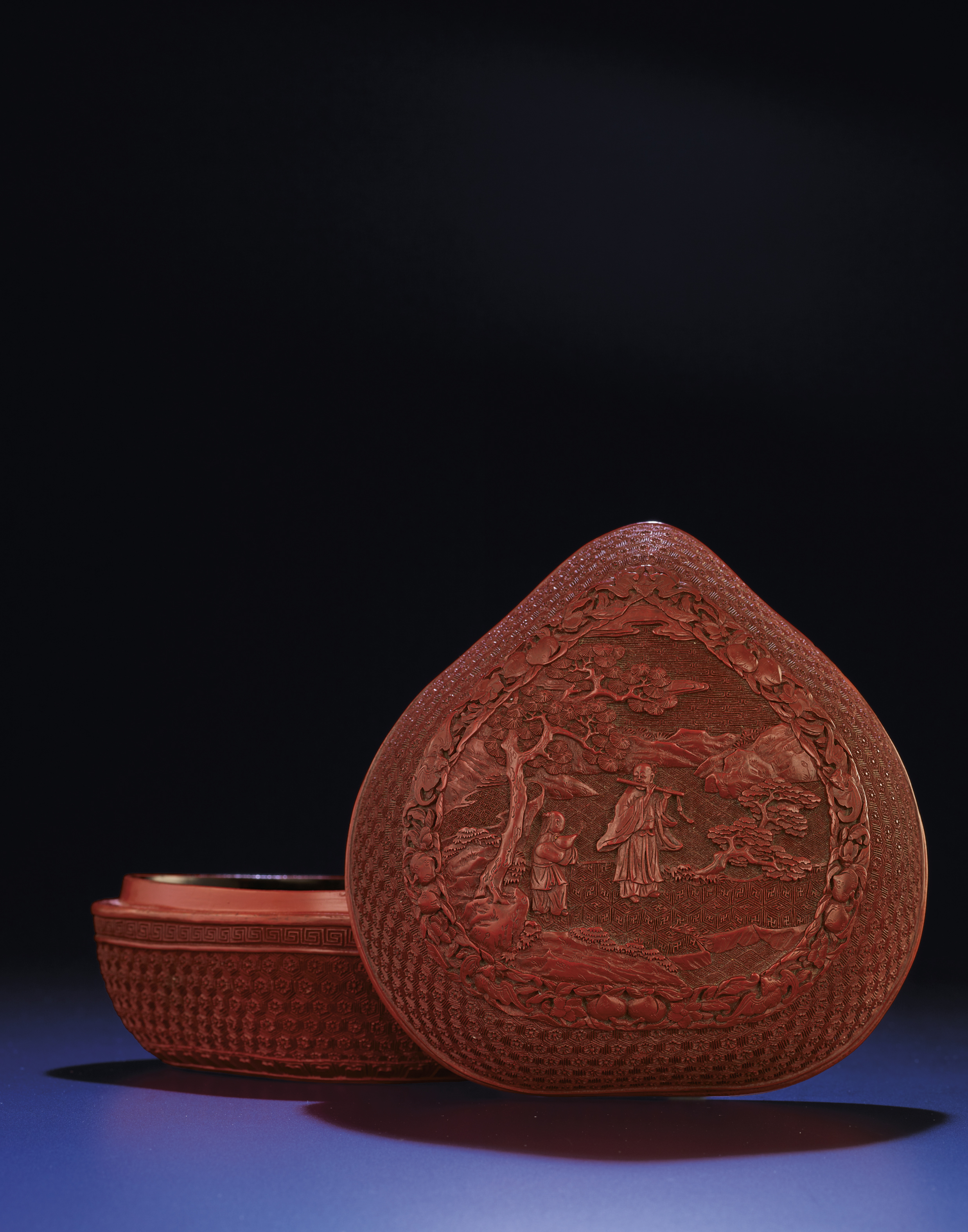 明十五世紀剔黑鳳穿牡丹紋盌, MING DYNASTY, 15TH CENTURY | Christie's