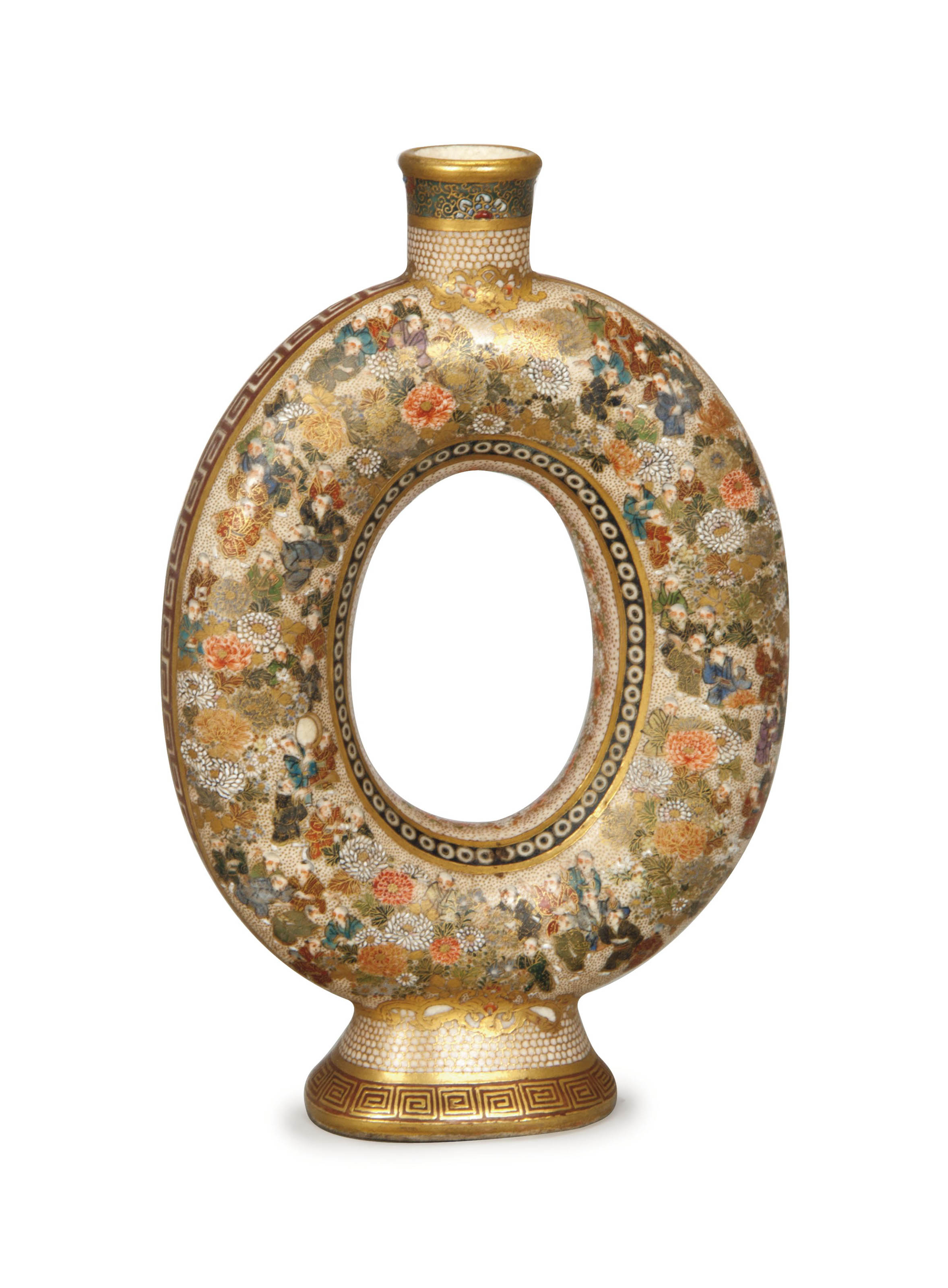 A JAPANESE SATSUMA VASE, , GILT MARK TO THE BASE, 20TH CENTURY Christie's