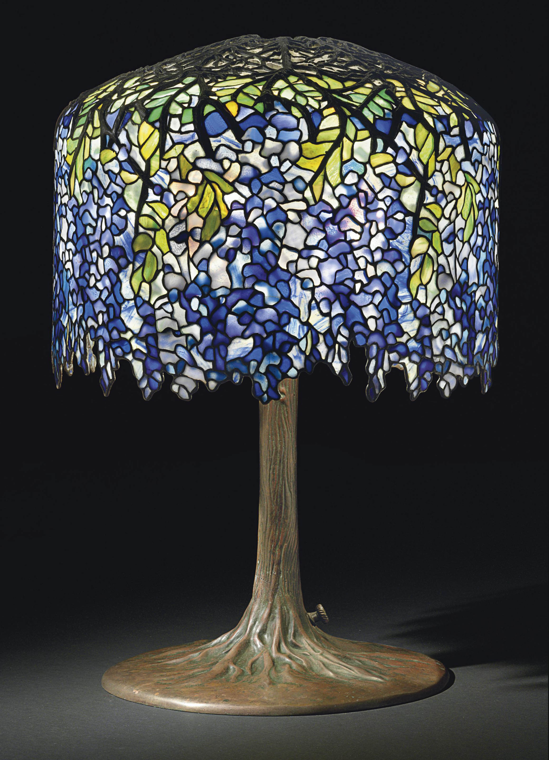 TIFFANY STUDIOS , A 'WISTERIA' TABLE LAMP, CIRCA 1910 ...