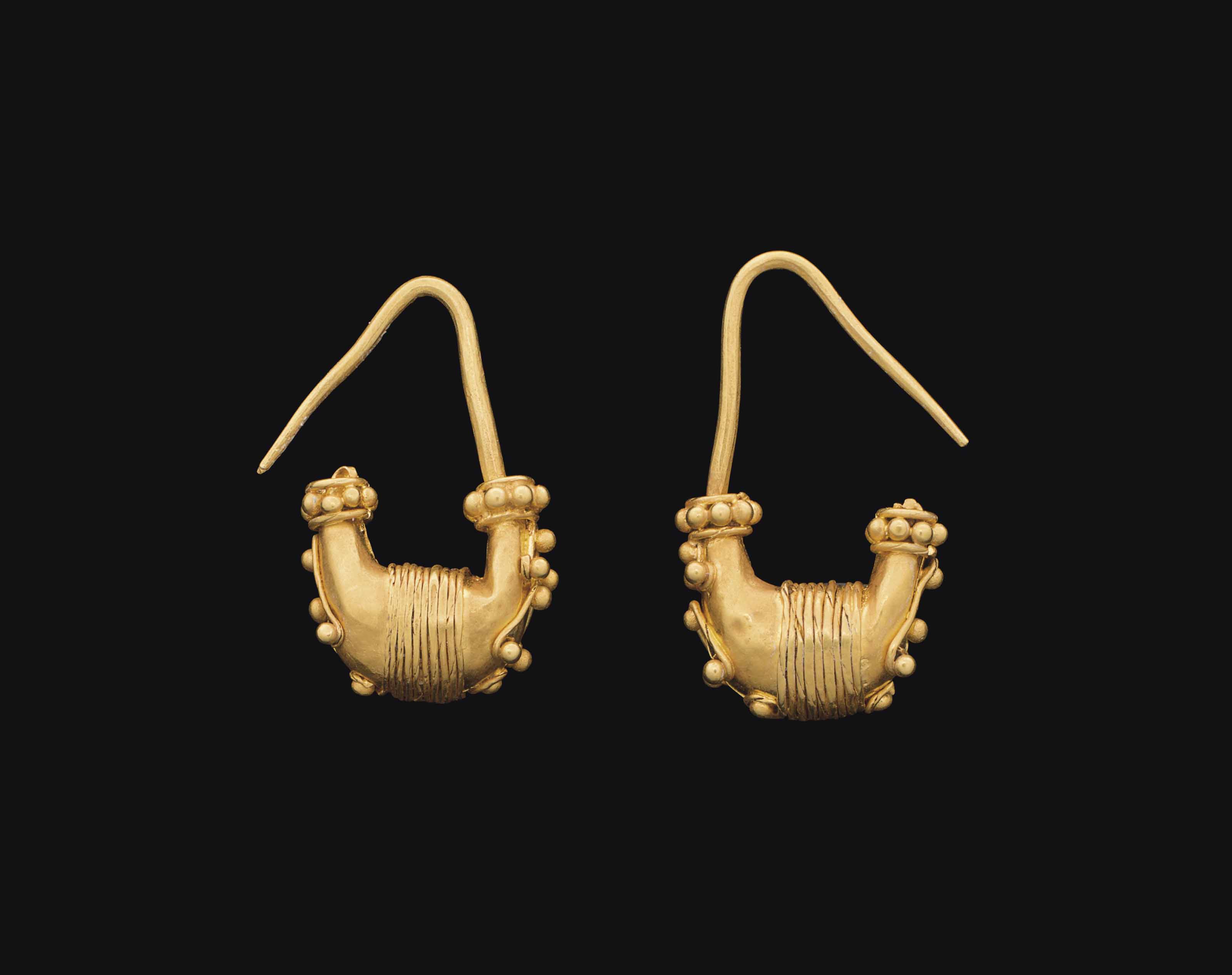 Ancient gold earrings clearance