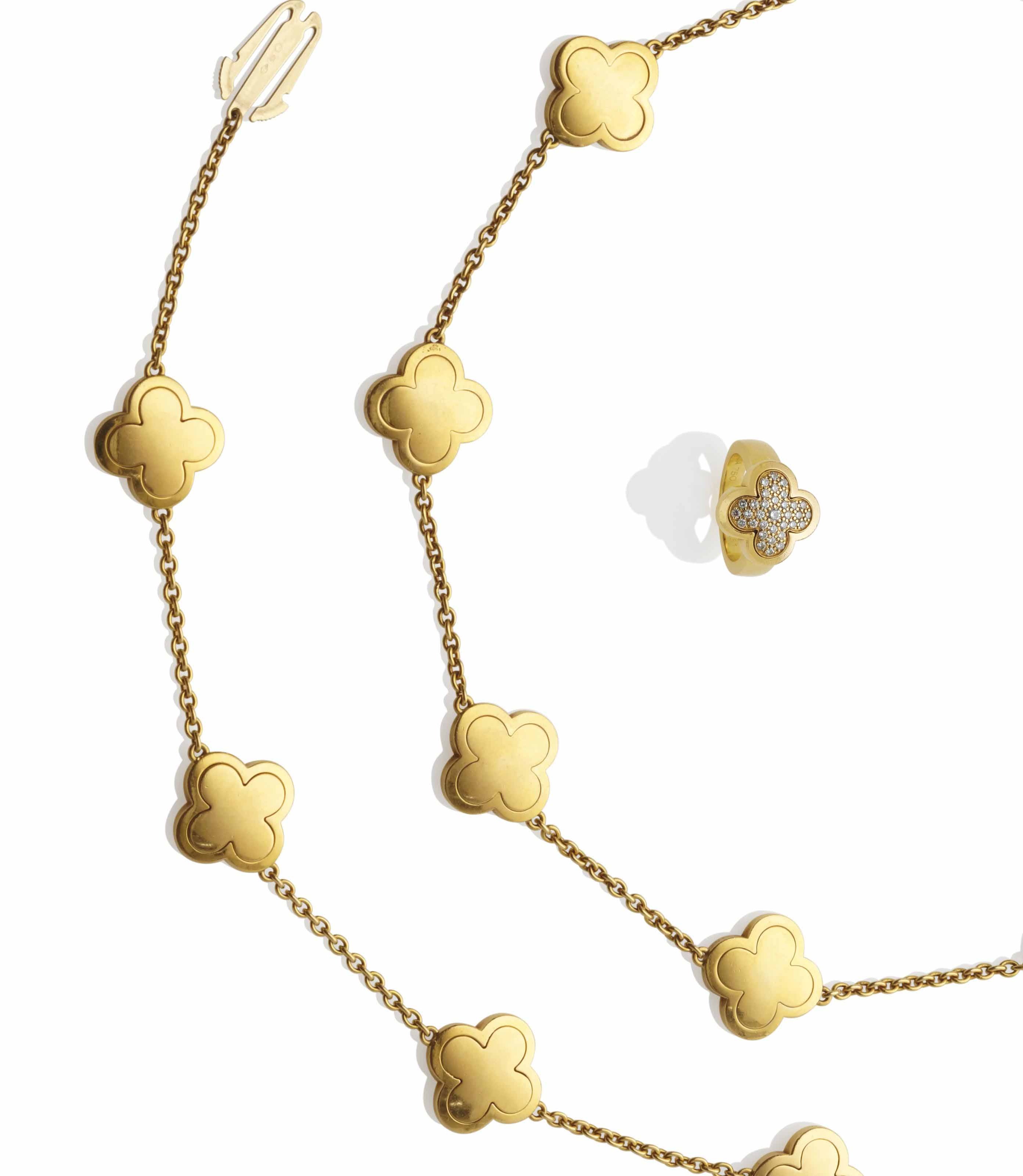 Collier Et Bracelet Alhambra En Or Et Bague Alhambra