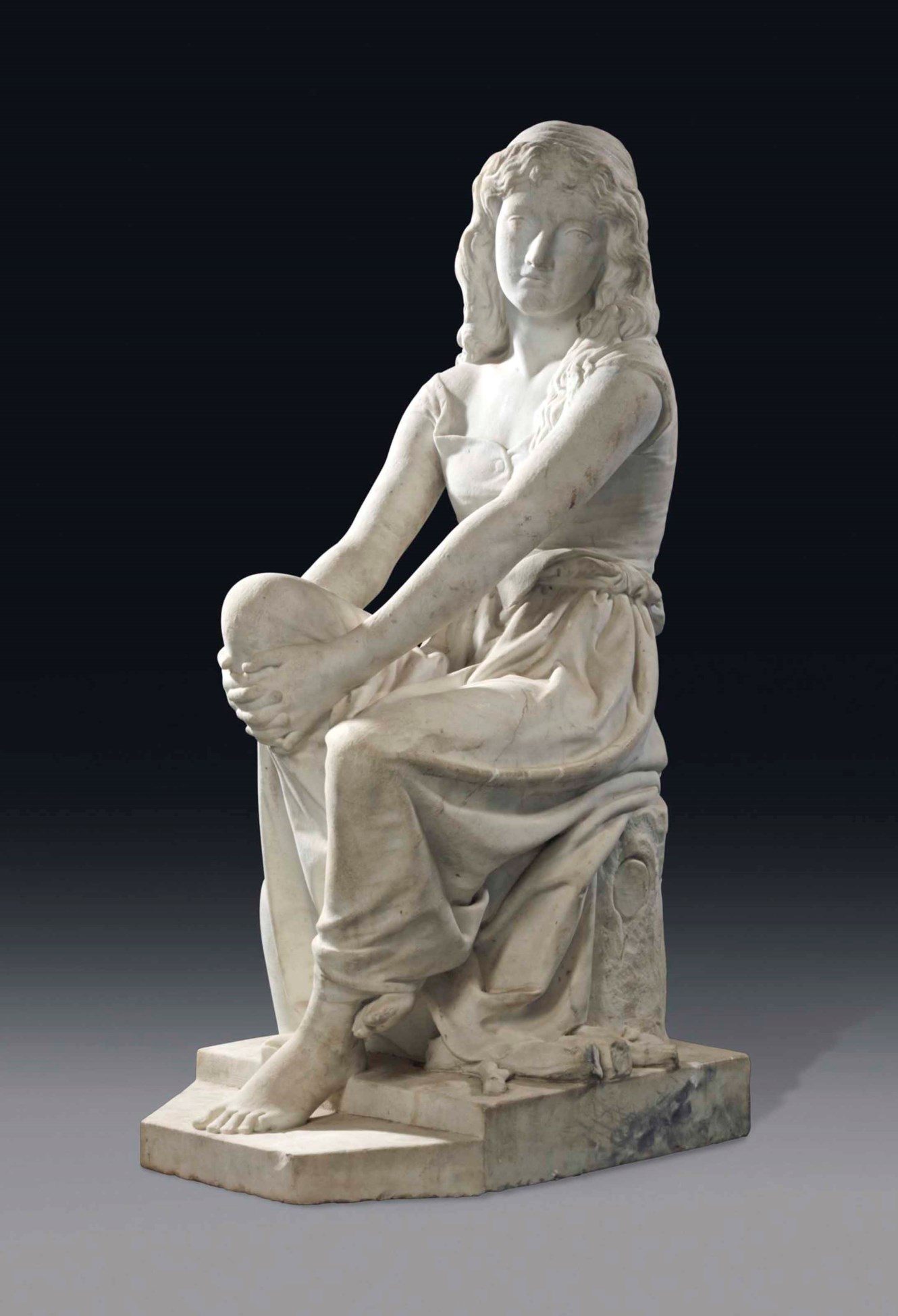 A LIFESIZE ENGLISH WHITE MARBLE STATUARY SEATED FEMALE FIGURE, ENTITLED