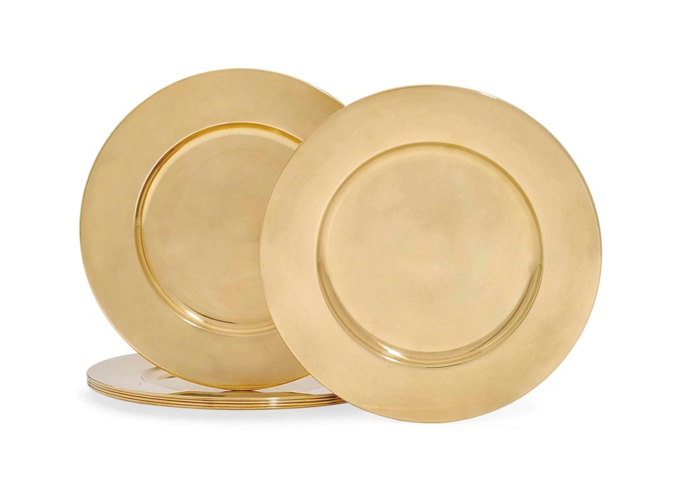 A SET OF SIX AMERICAN GOLD DINNERPLATES
