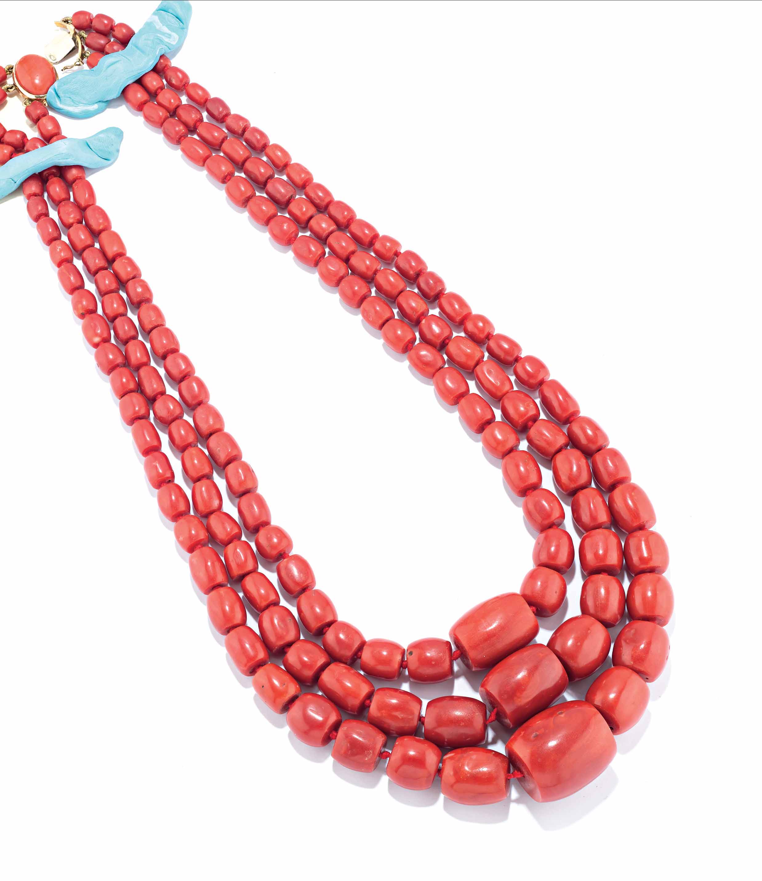 Vintage coral necklace Clearance