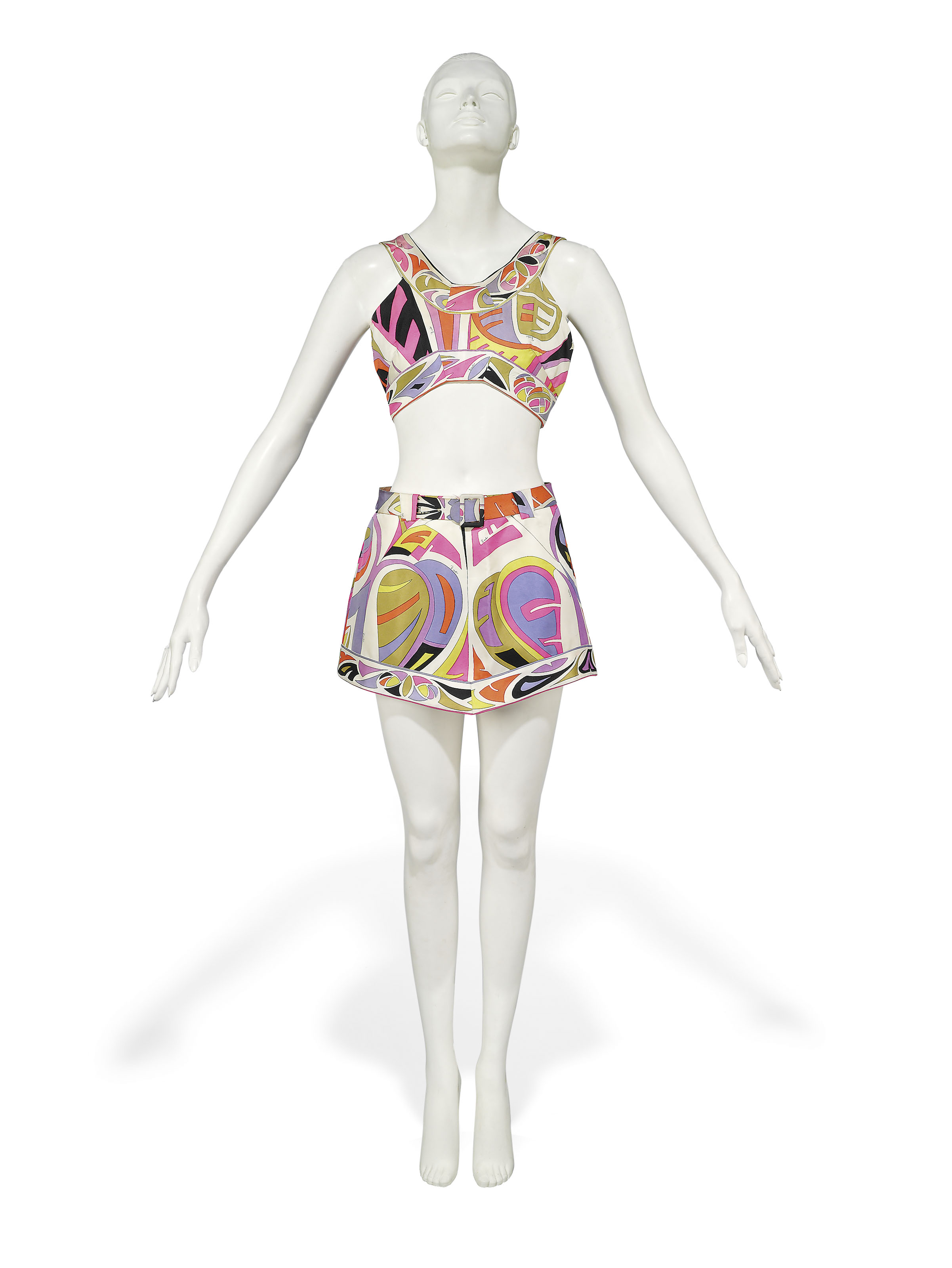 A SEASIDE ENSEMBLE, EMILIO PUCCI, 1967-68 | Christie's
