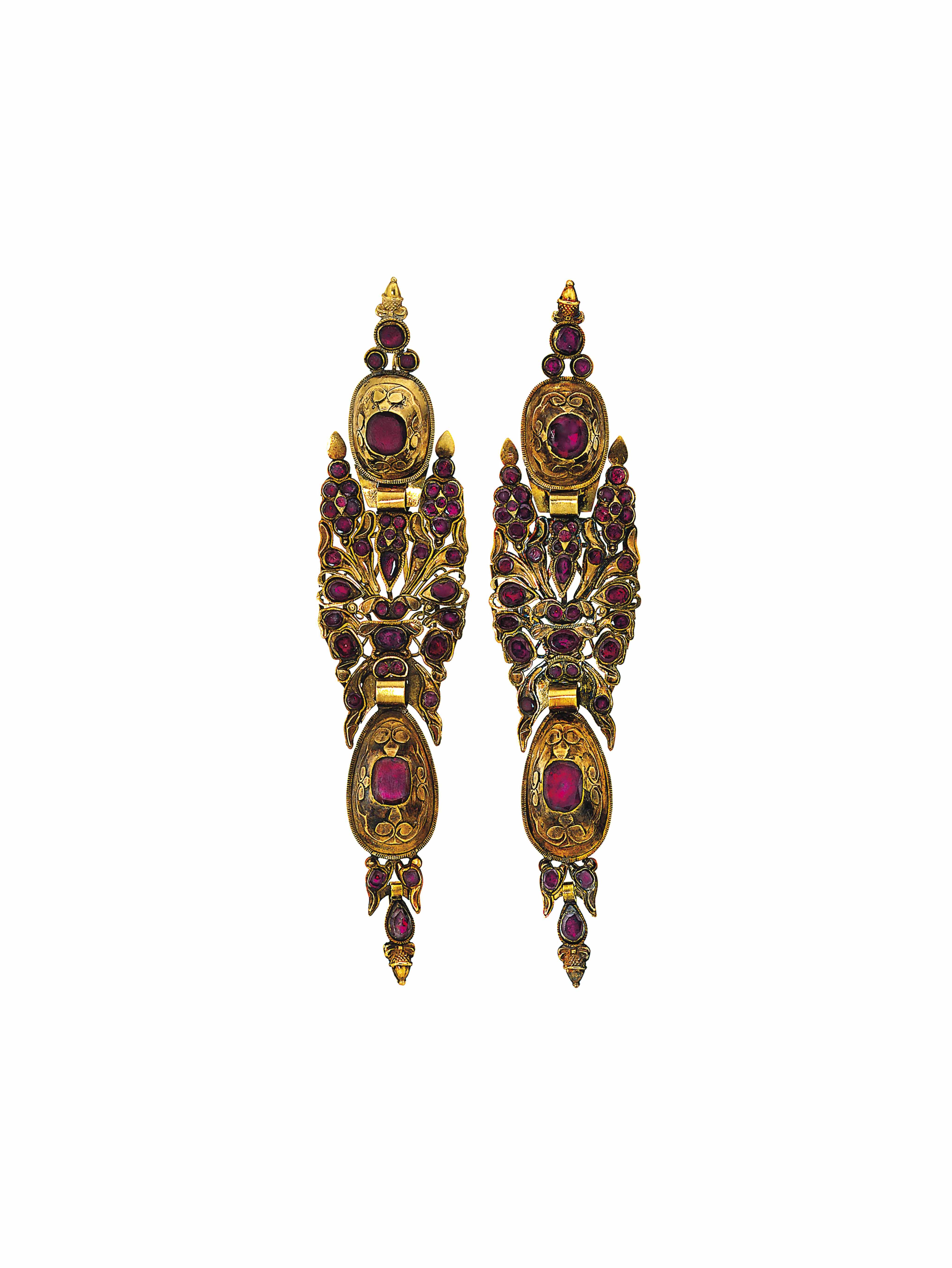 A Pair Of Late 18th Early 19th Century Catalan Gold And Amethyst Earrings
