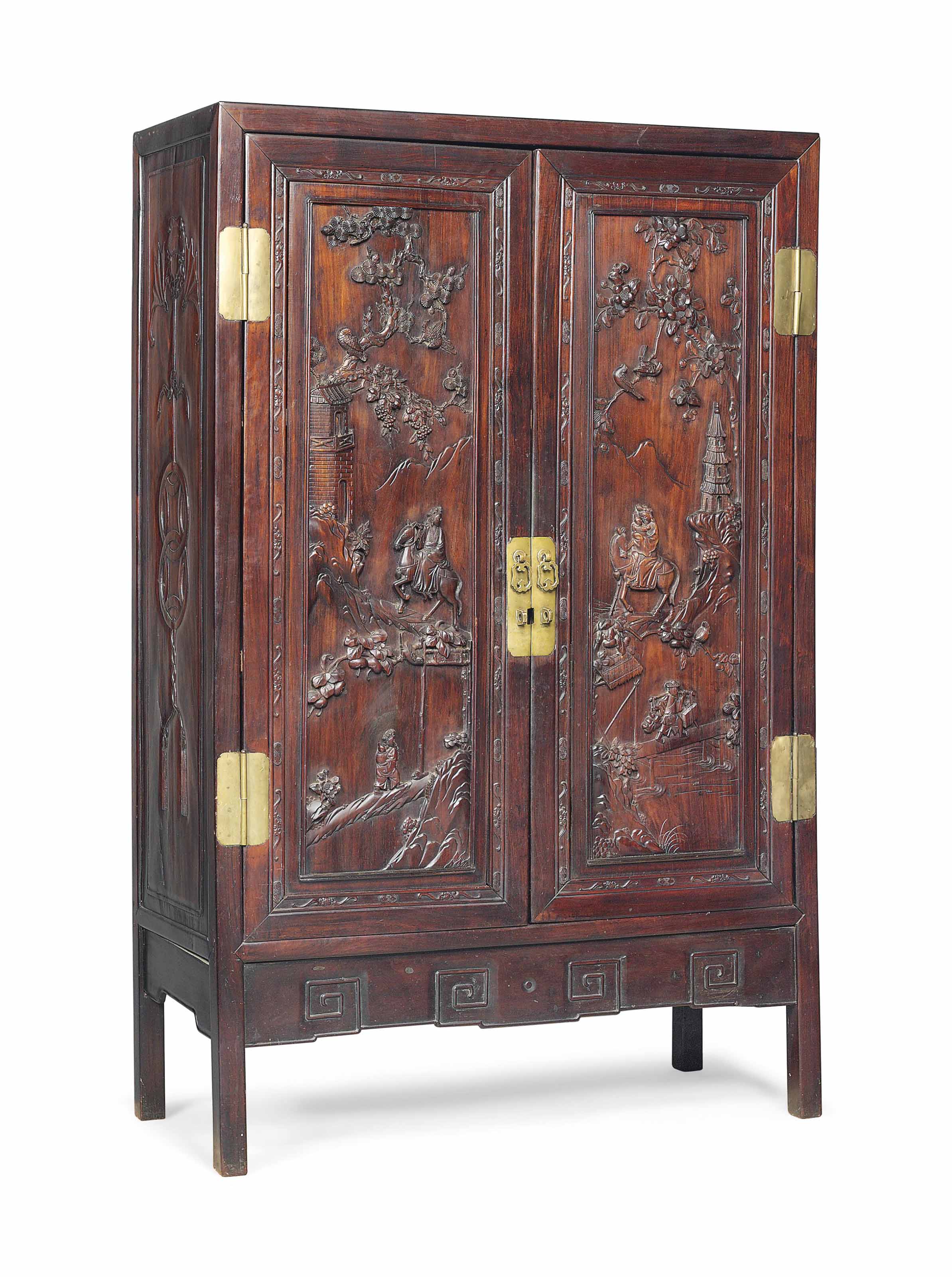 Chinese rosewood cabinet hotsell