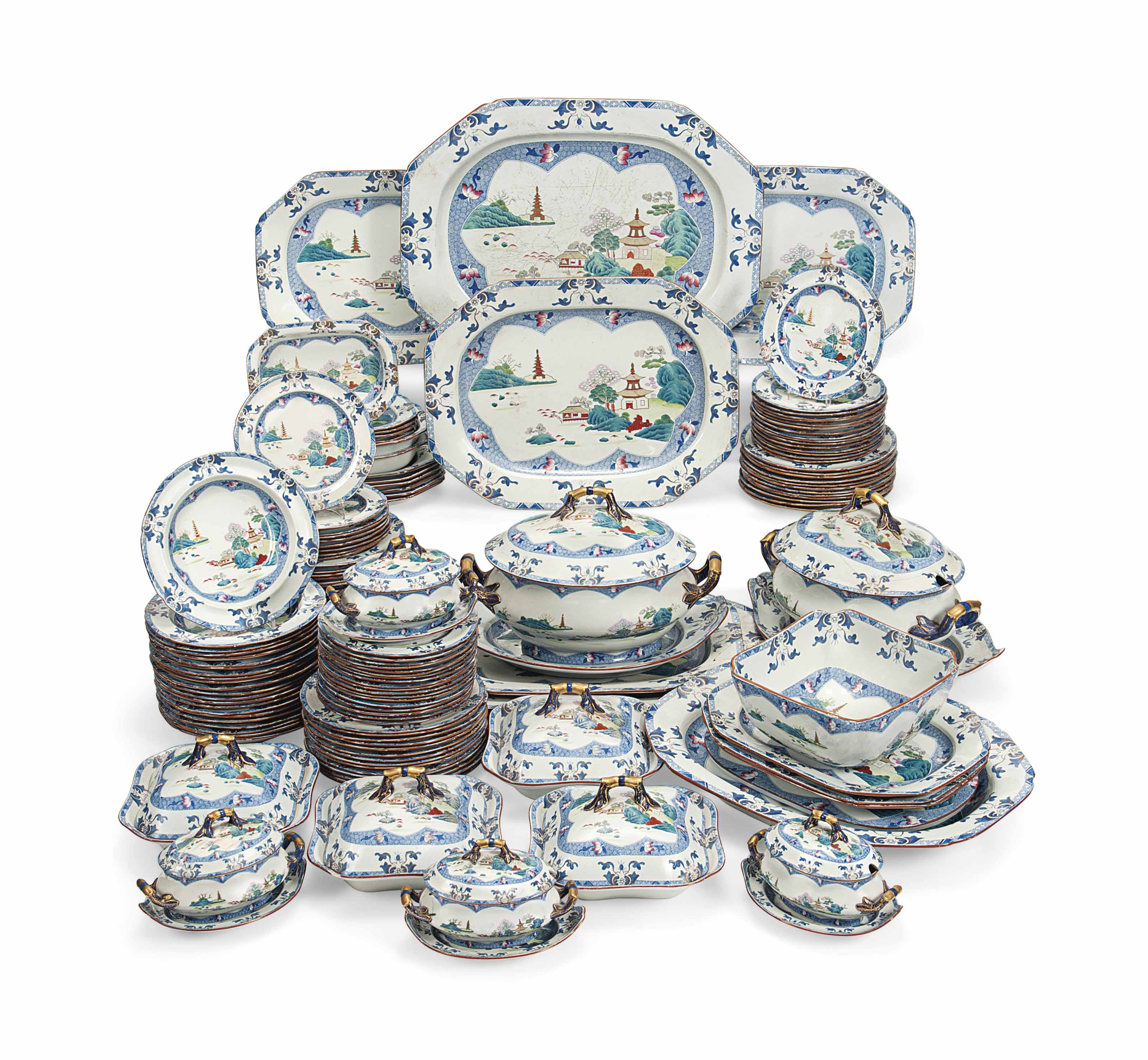 AN EXTENSIVE SPODE STONECHINA DINNERSERVICE , CIRCA 182030, BLUE
