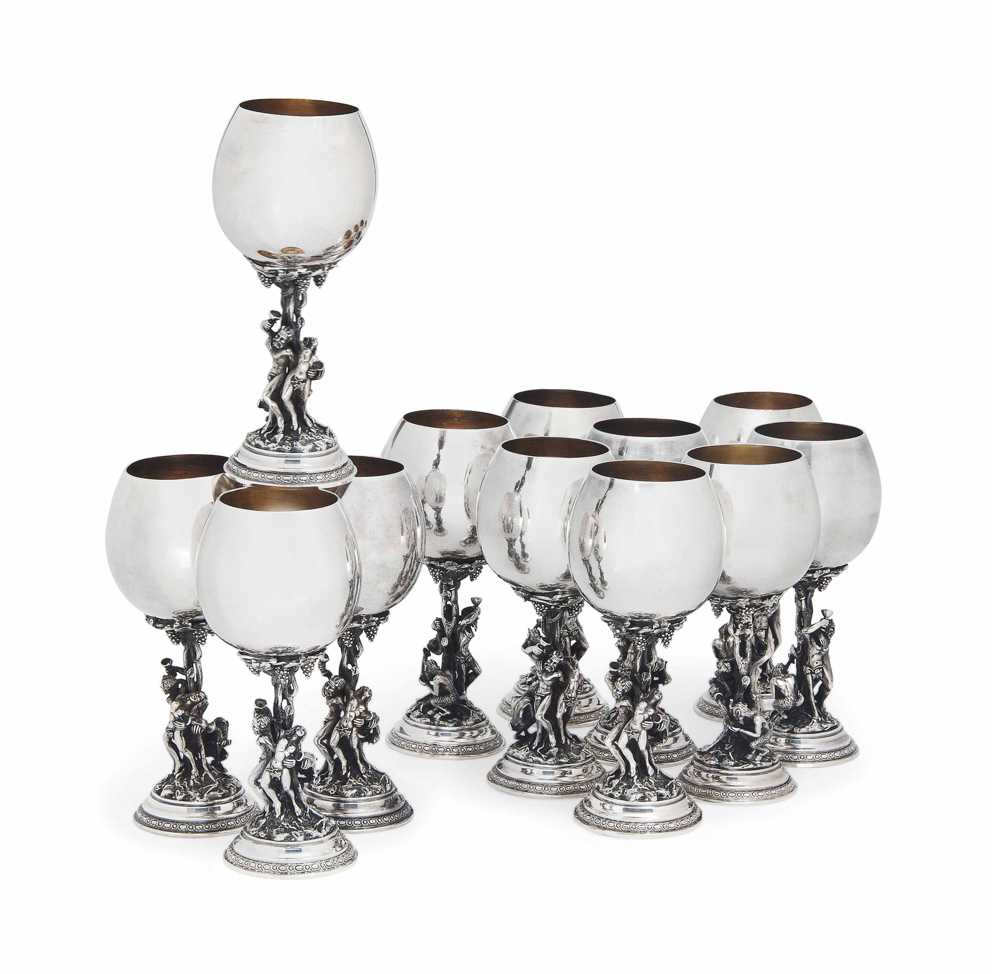 A SET OF TWELVE ITALIAN SILVER GOBLETS , MARK OF ADRIANO VALLIN, MILAN