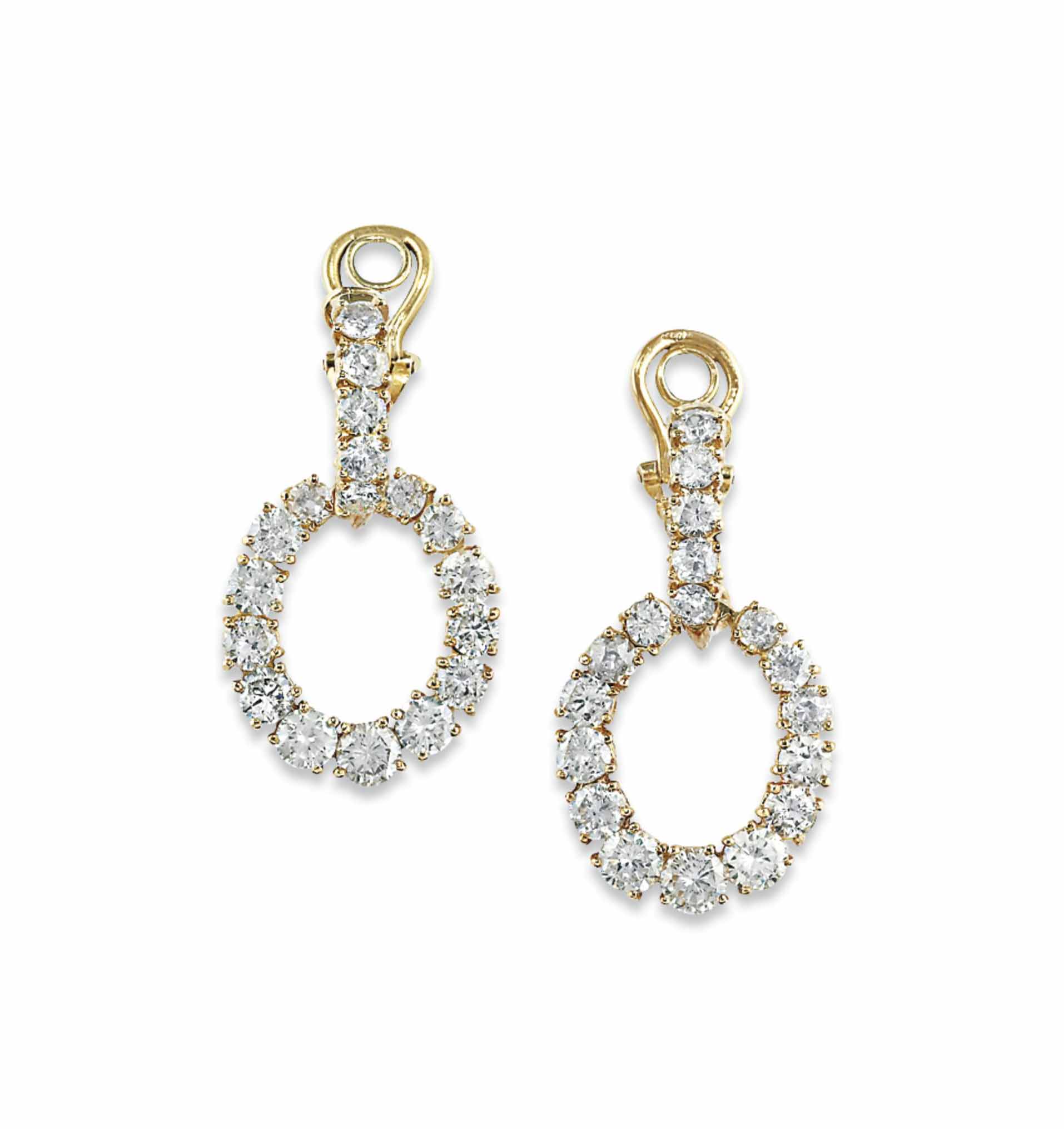 A PAIR OF DIAMOND EARRINGS Christie's