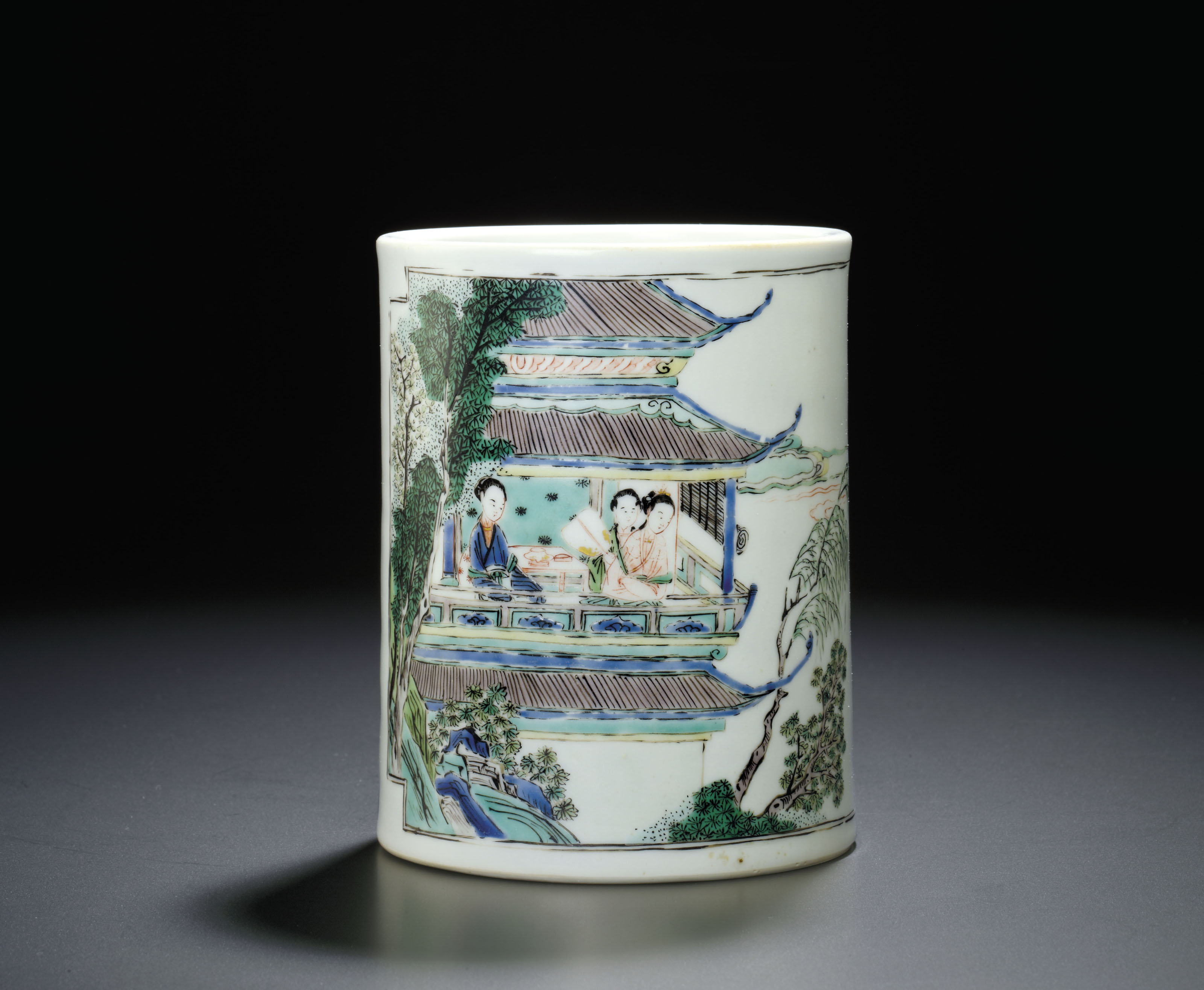 元青花花卉紋八方執壺, YUAN DYNASTY (1279-1368) | Christie's