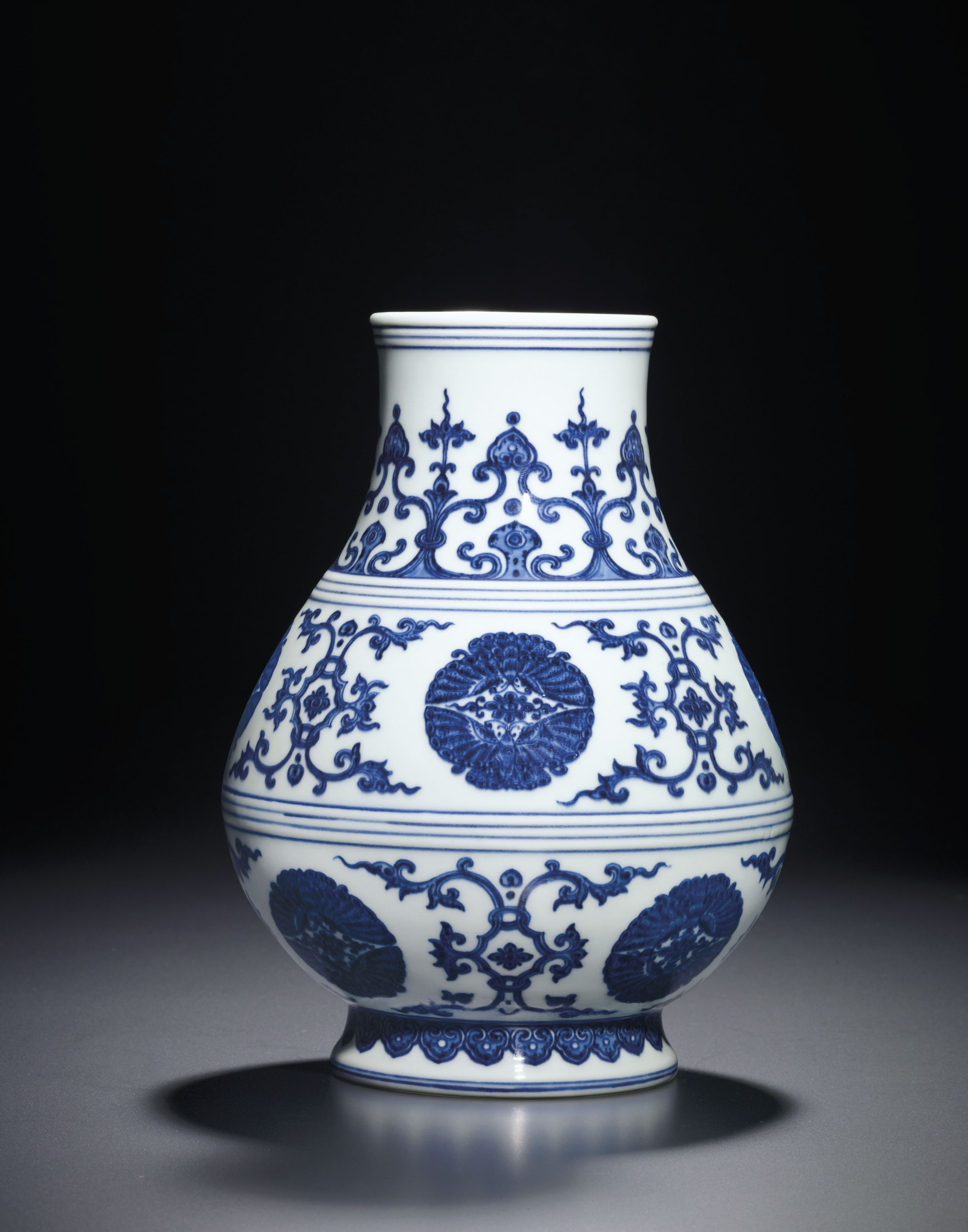 AN UNUSUAL BLUE AND WHITE 'BUTTERFLY' VASE, HU , YONGZHENG PERIOD (1723