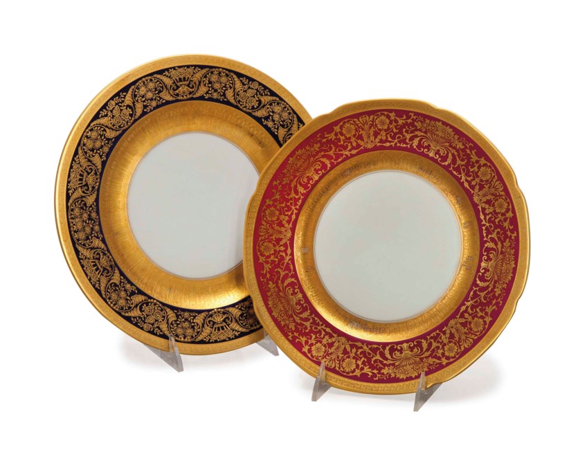 TWO SETS OF TWELVE GERMAN GILT DECORATED DINNER PLATES,