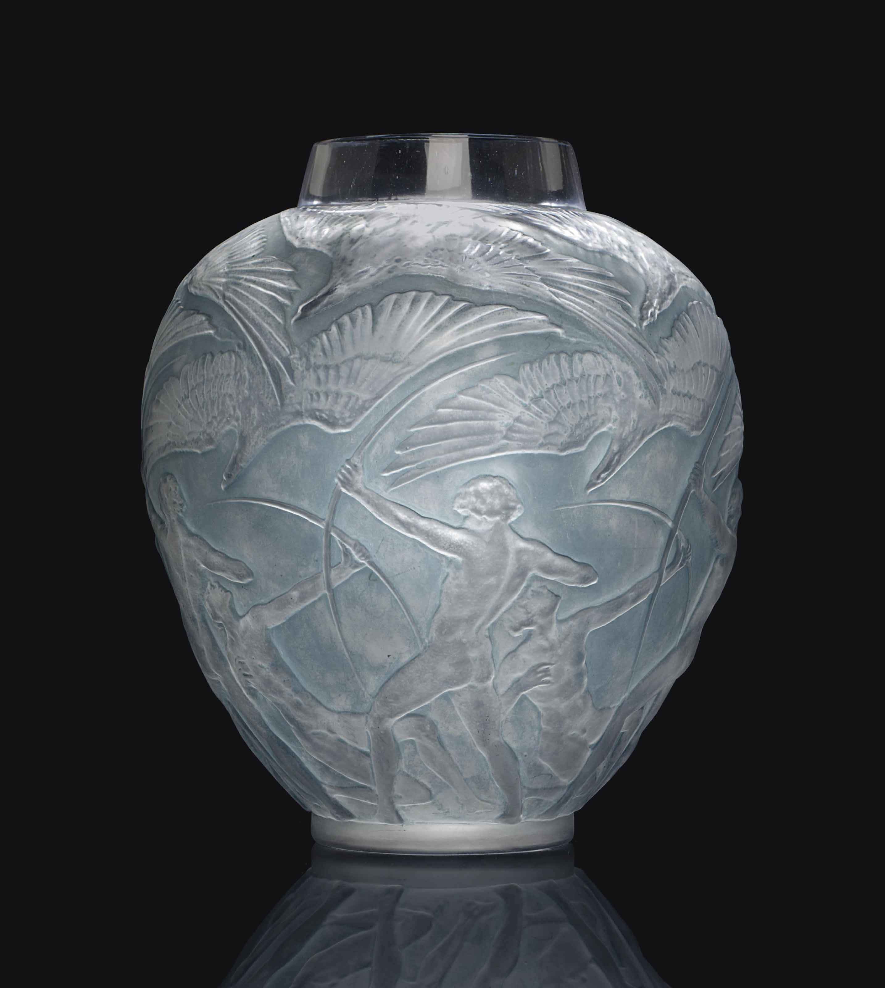 RENE LALIQUE (18601945) , AN 'ARCHERS' VASE, MODEL INTRODUCED 1921