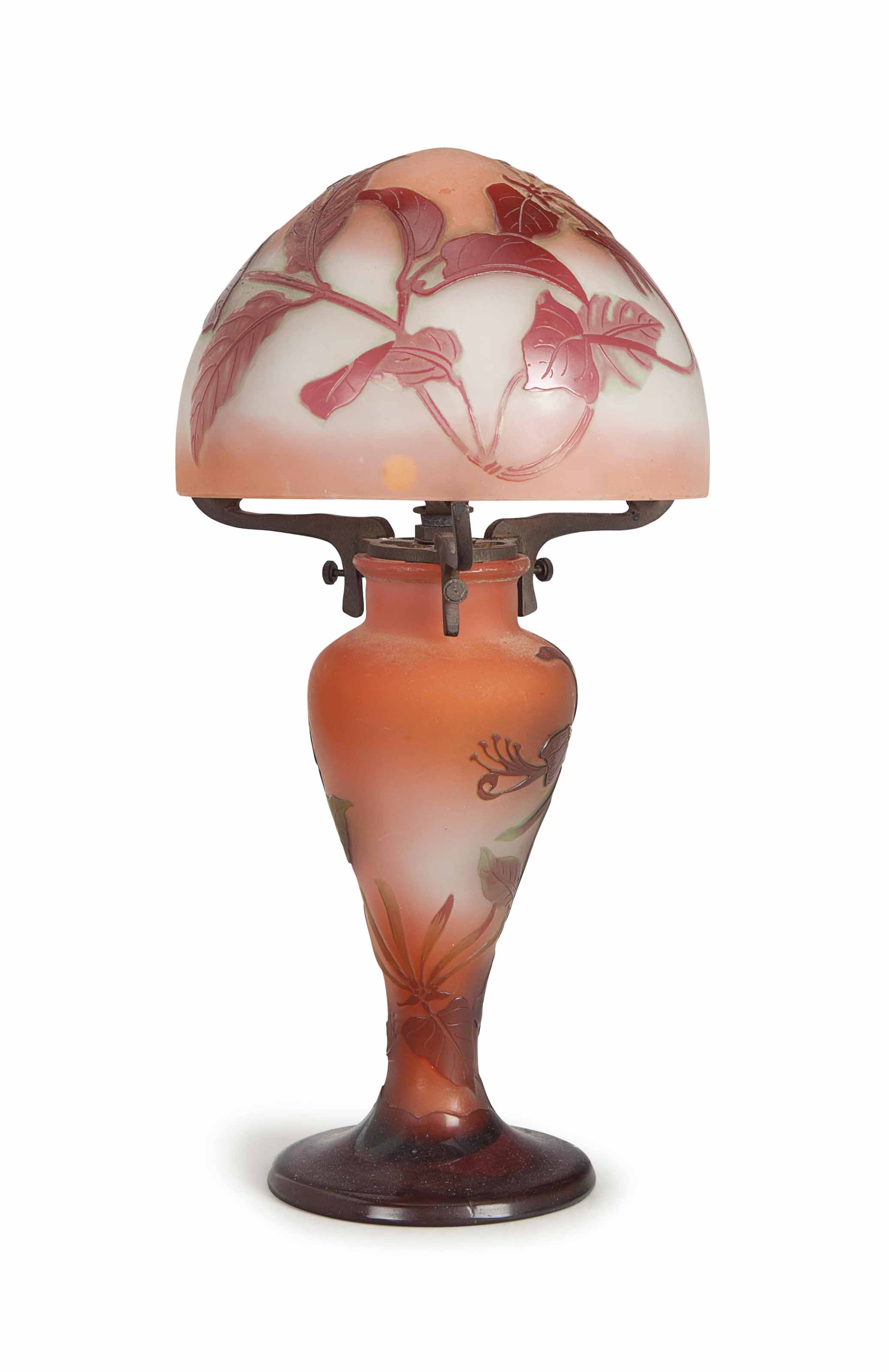 A SMALL FRENCH CAMEO GLASS TABLE LAMP AND SHADE,