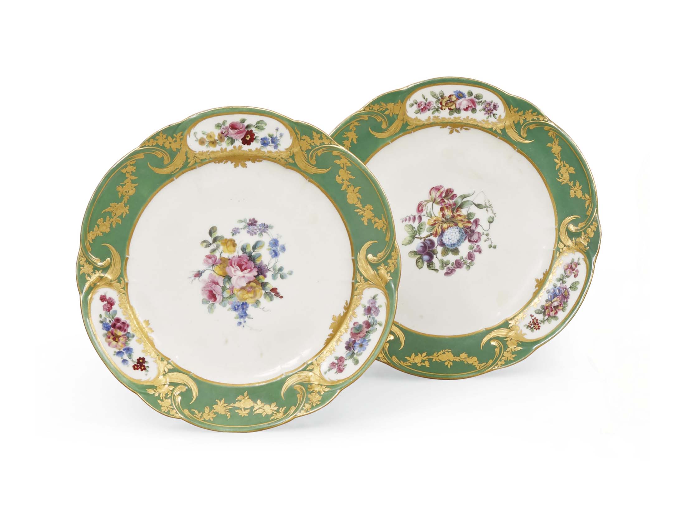 DEUX ASSIETTES 'A PALMES' EN PORCELAINE DE SEVRES DU XVIIIEME SIECLE