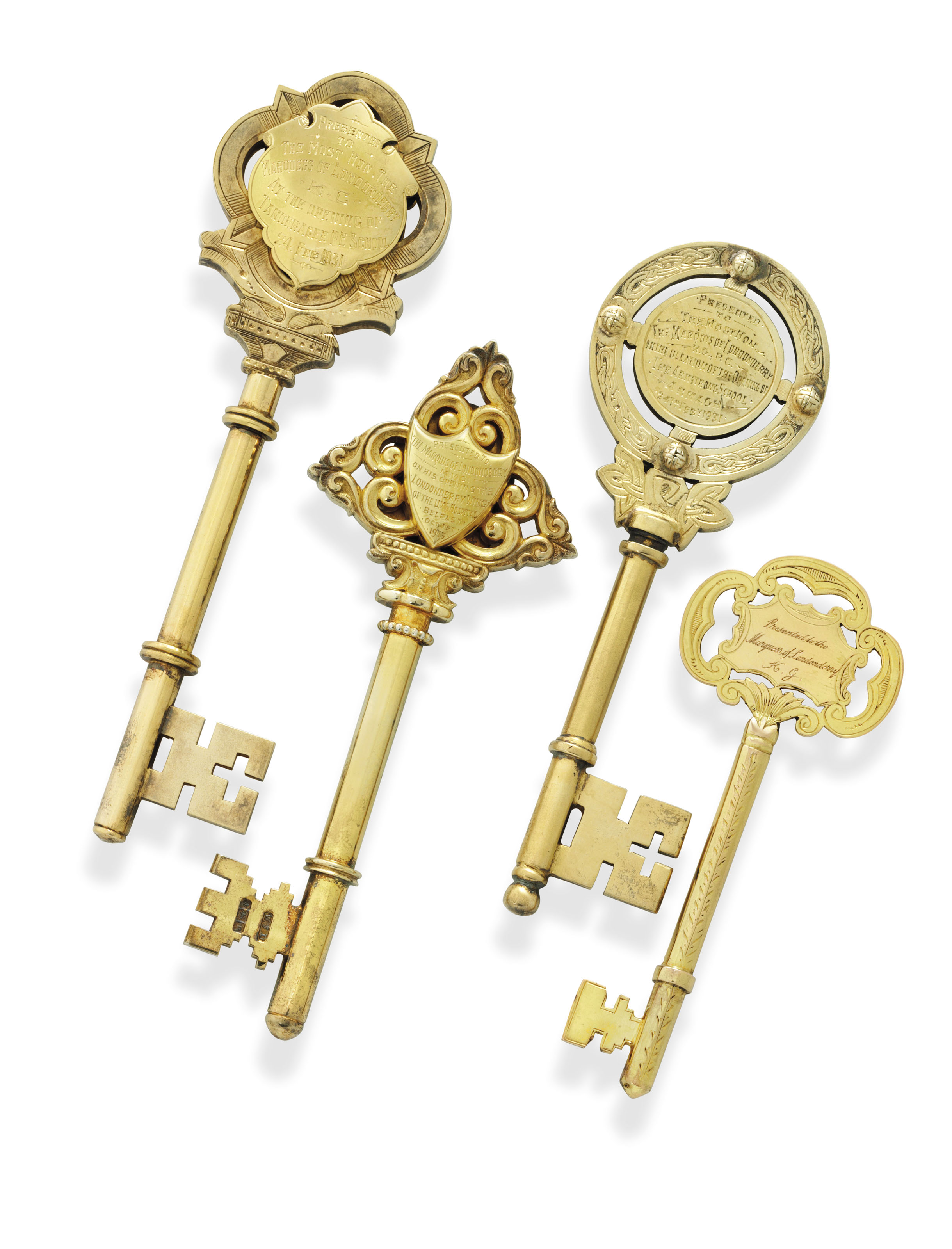 A GROUP OF PRESENTATION KEYS DATED 1915 TO 1931
