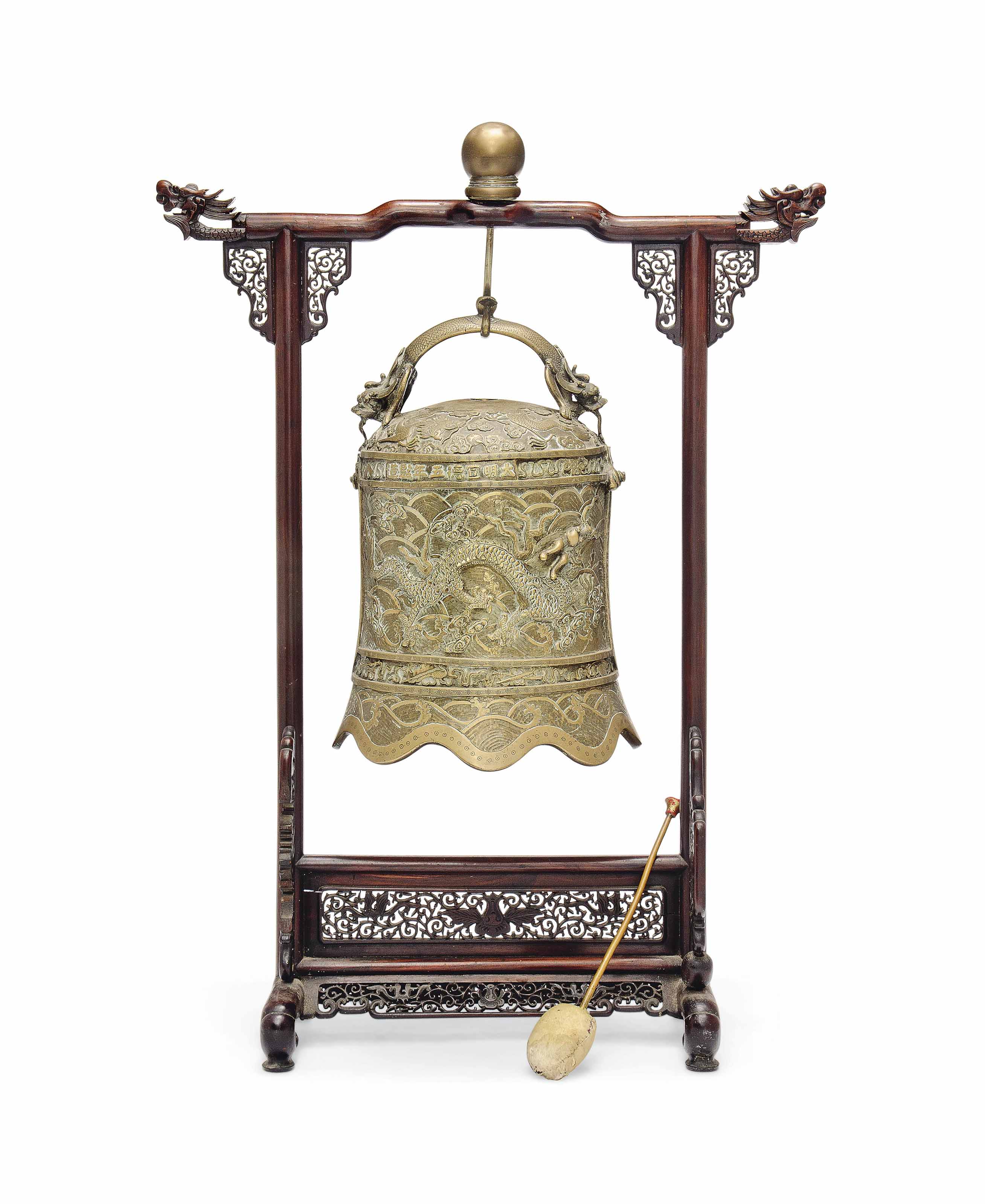 A CHINESE GILTBRONZE BELL , 19TH CENTURY Christie's