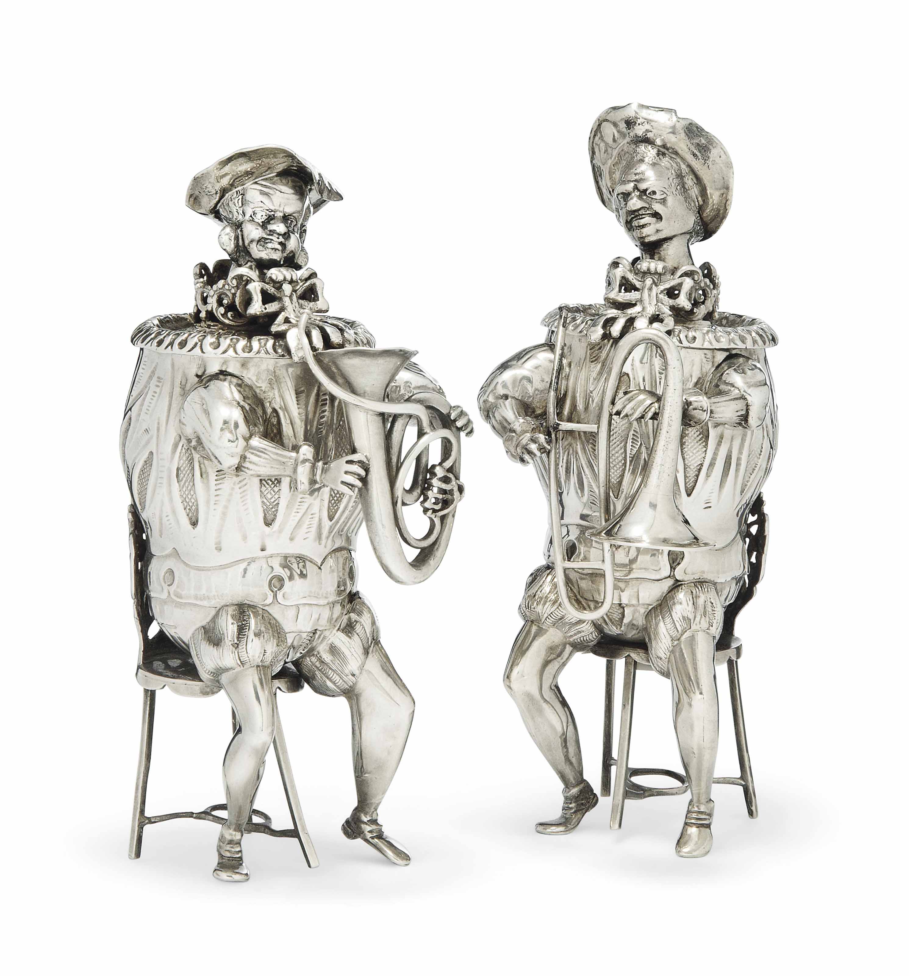 A PAIR OF GERMAN JUGENDSTIL SILVER-MOUNTED GLASS CLARET JUGS, MARK