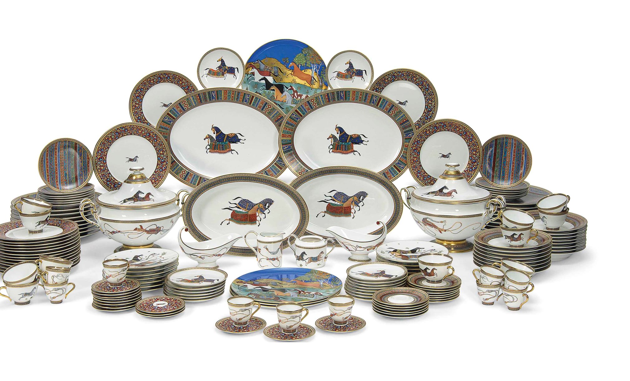 AN HERMES PORCELAIN 'CHEVAL D'ORIENT' PATTERN DINNERSERVICE