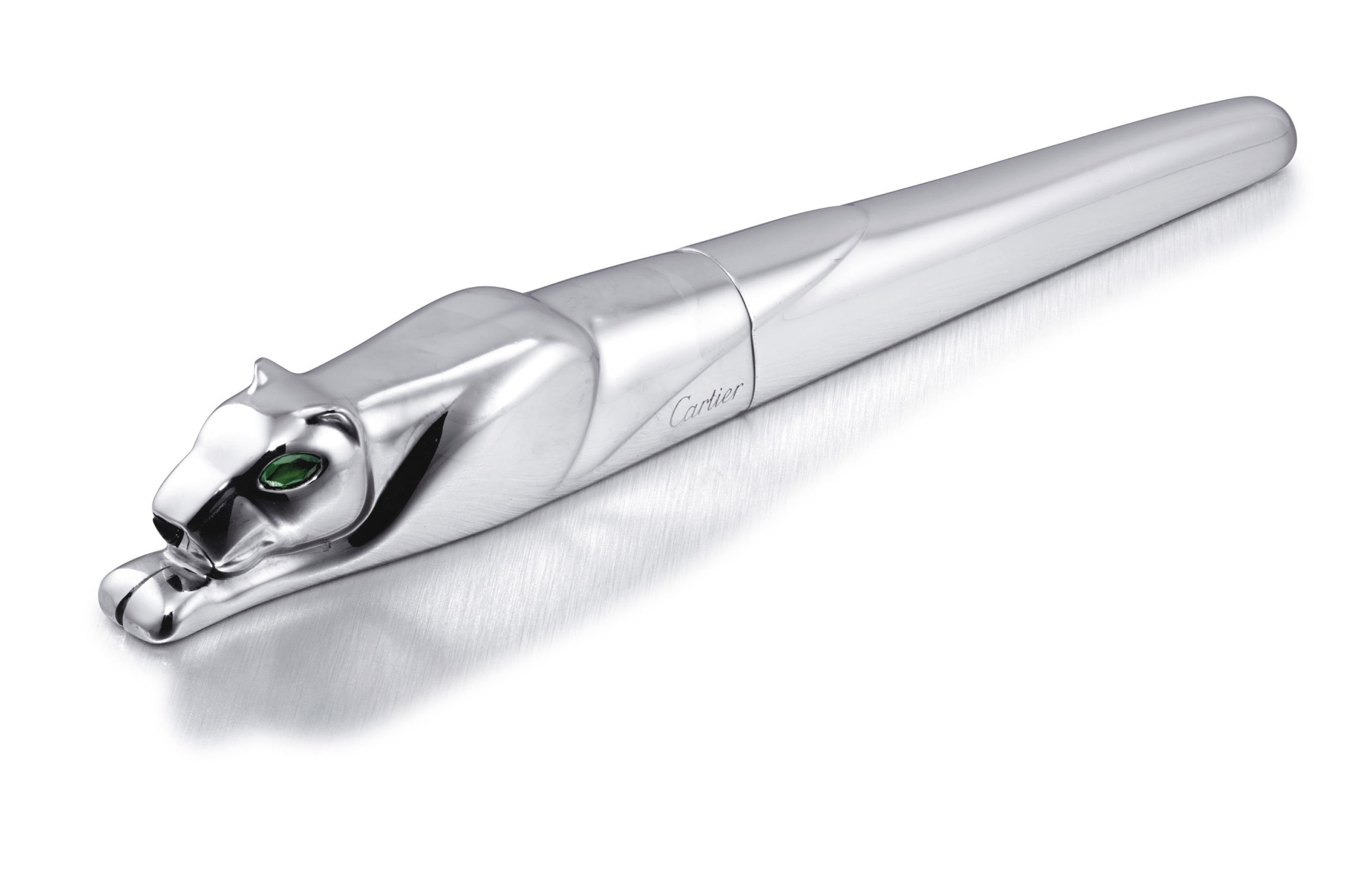 CARTIER. A RARE STERLING SILVER AND ONYXSET LIMITED EDITION FOUNTAIN PEN , SIGNED CARTIER