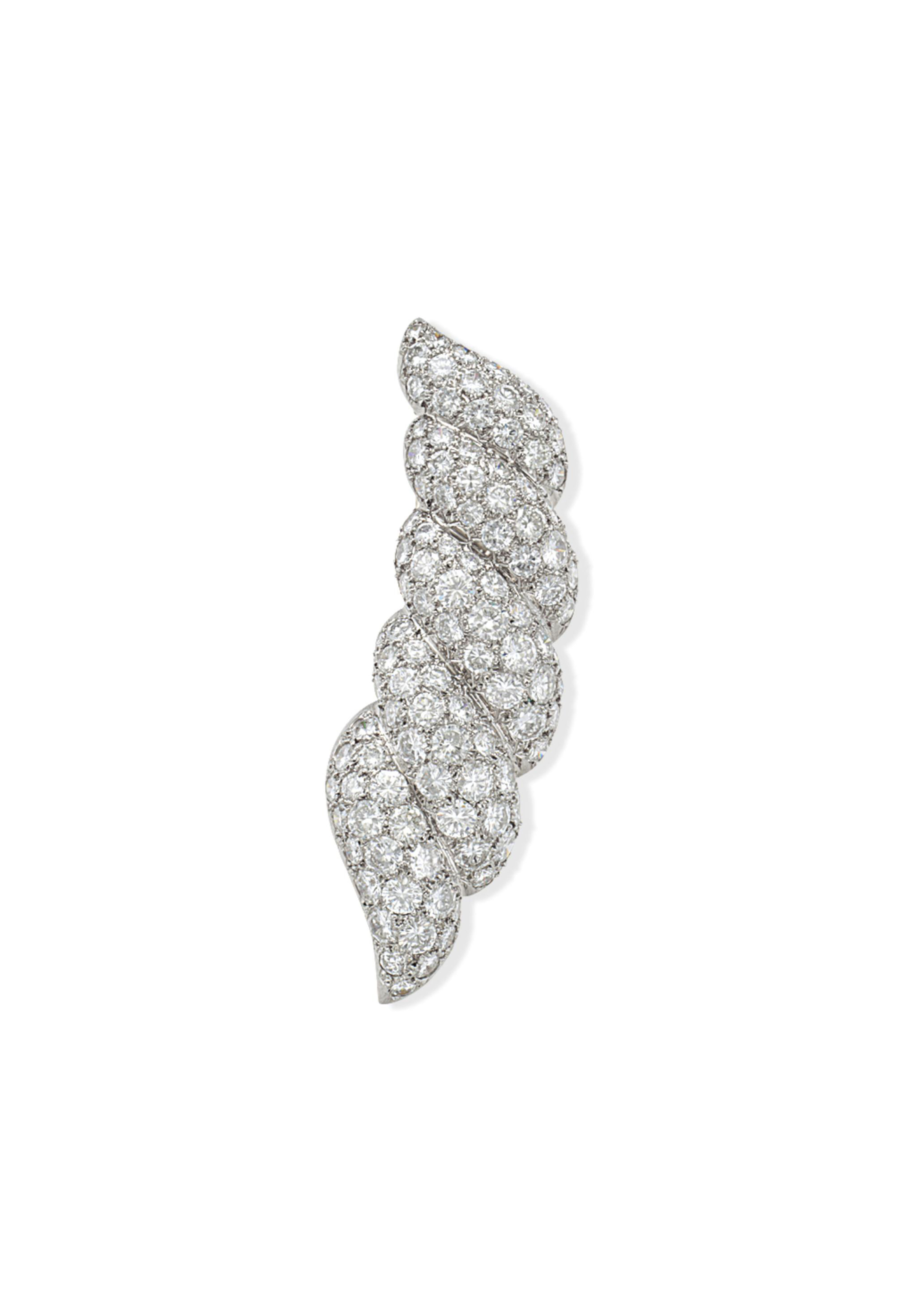 A DIAMOND AND ONYX PANDA BEAR BROOCH, BY VAN CLEEF & ARPELS