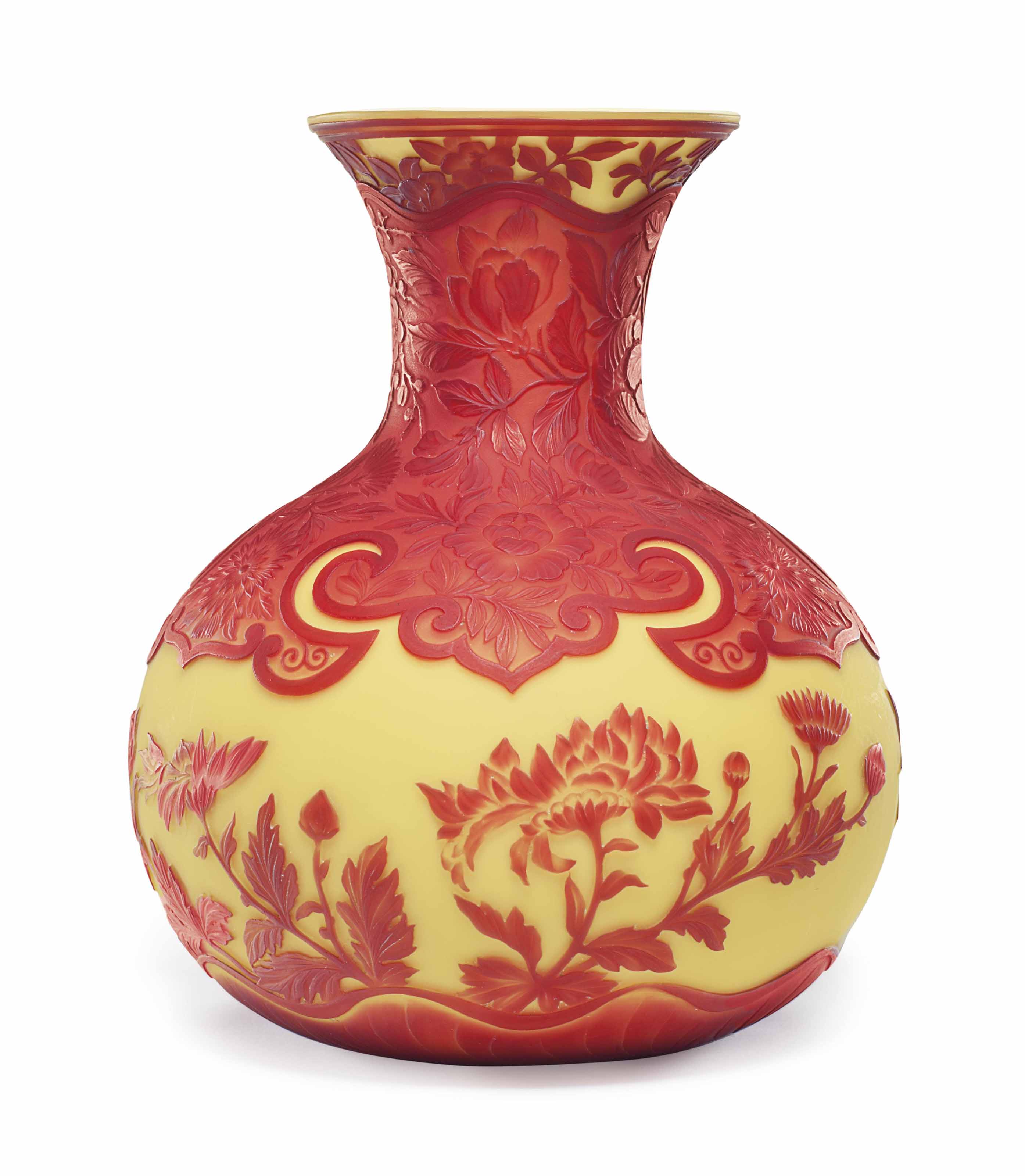 AN ENGLISH CAMEO GLASS VASE , CIRCA 1890, ATTRIBUTED TO THOMAS WEBB
