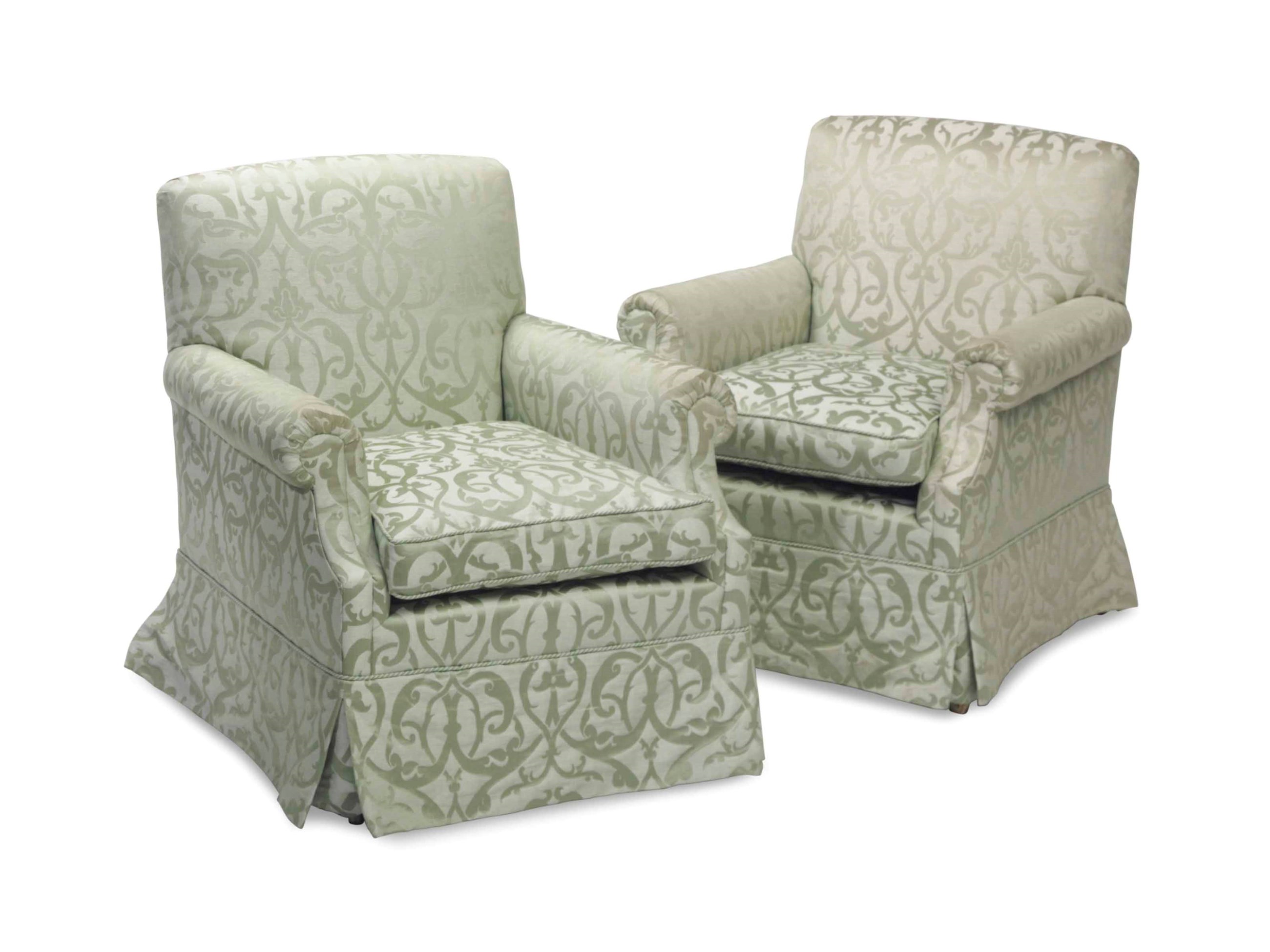 A PAIR OF UPHOLSTERED CLUB CHAIRS,