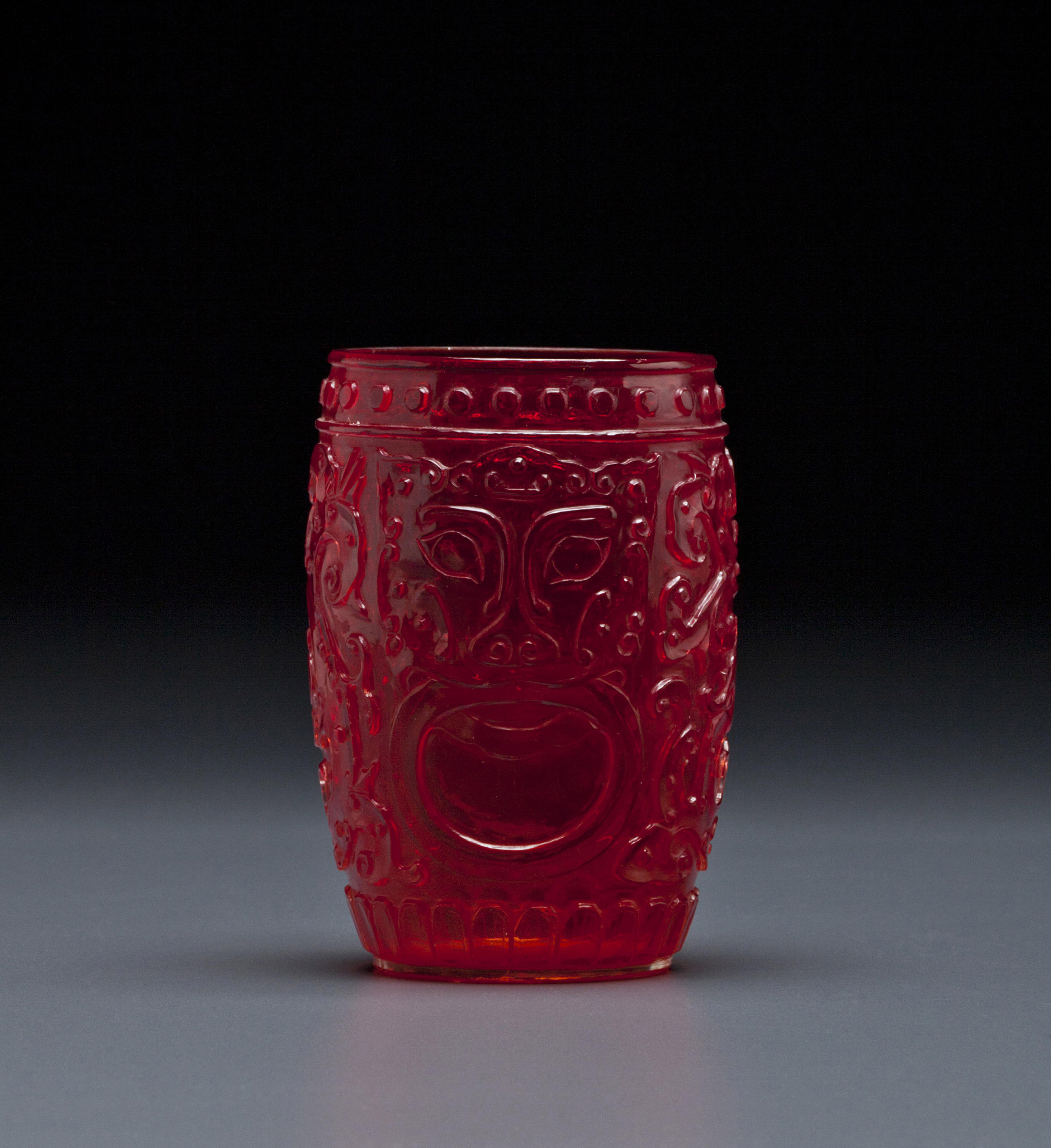 红料饕餮纹杯, 清十八至十九世纪| Christie's