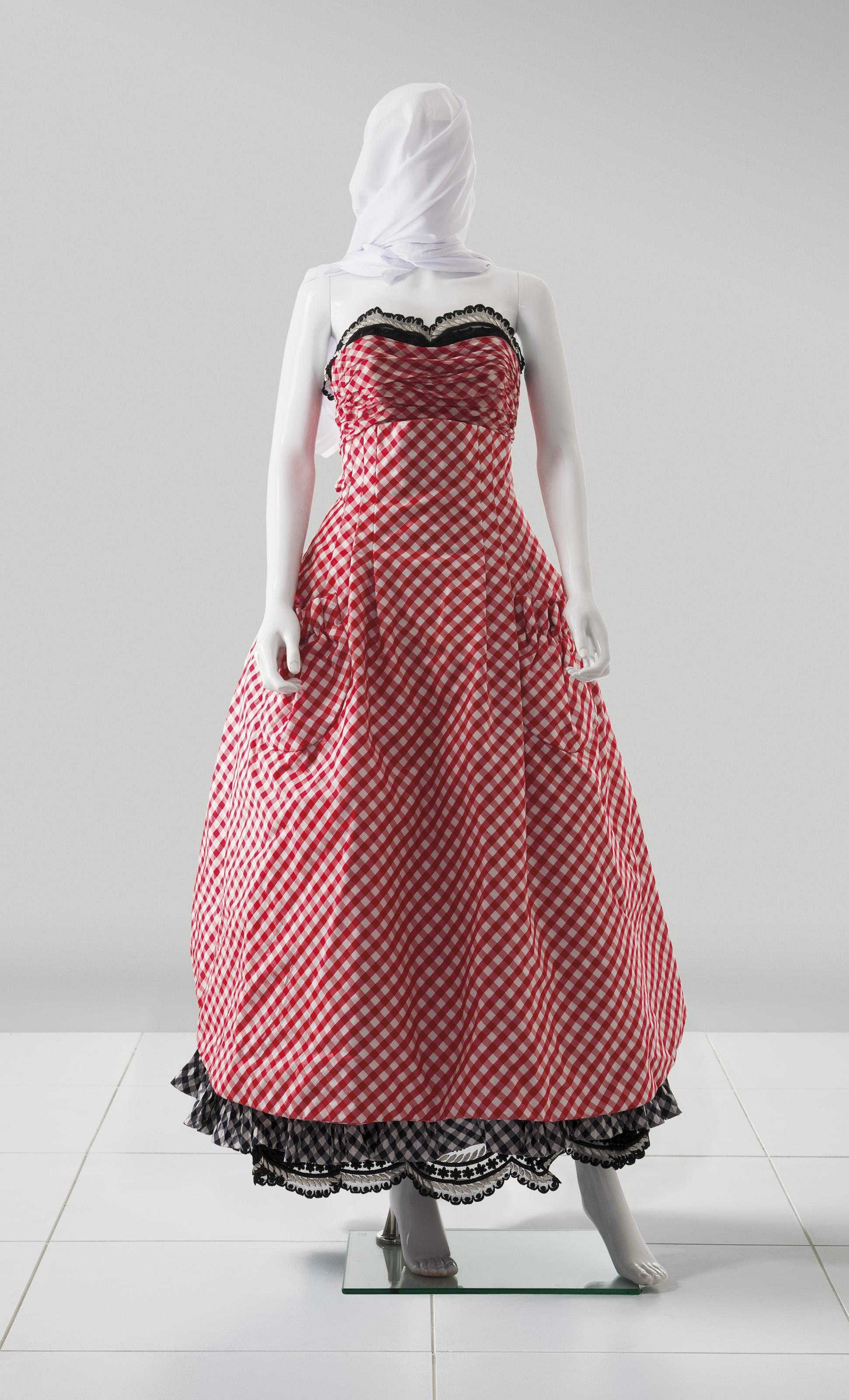 CHRISTIAN LACROIX, CHRISTIAN LACROIX Christie's