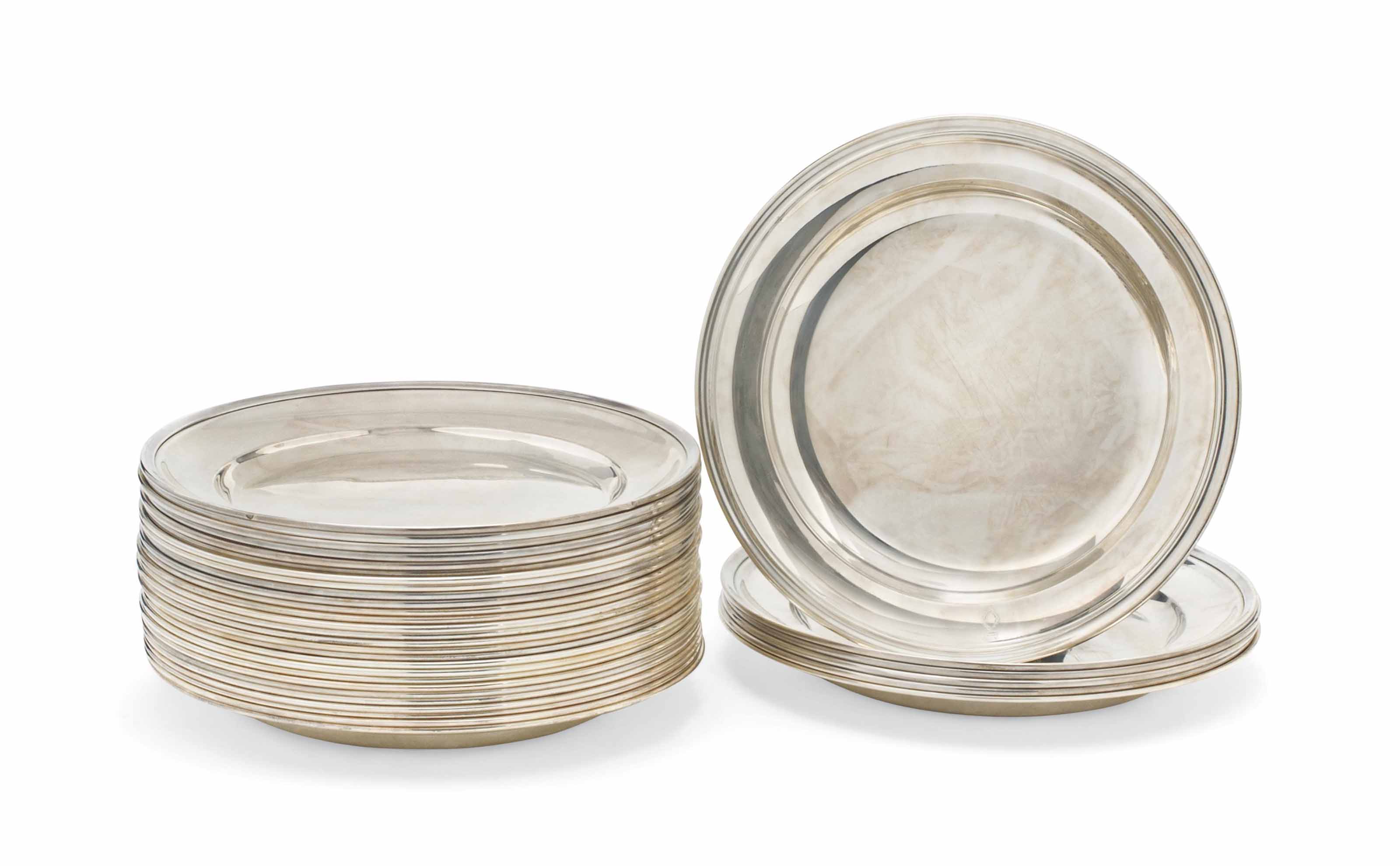 A SET OF EIGHTEEN SPANISH SILVER PLATES