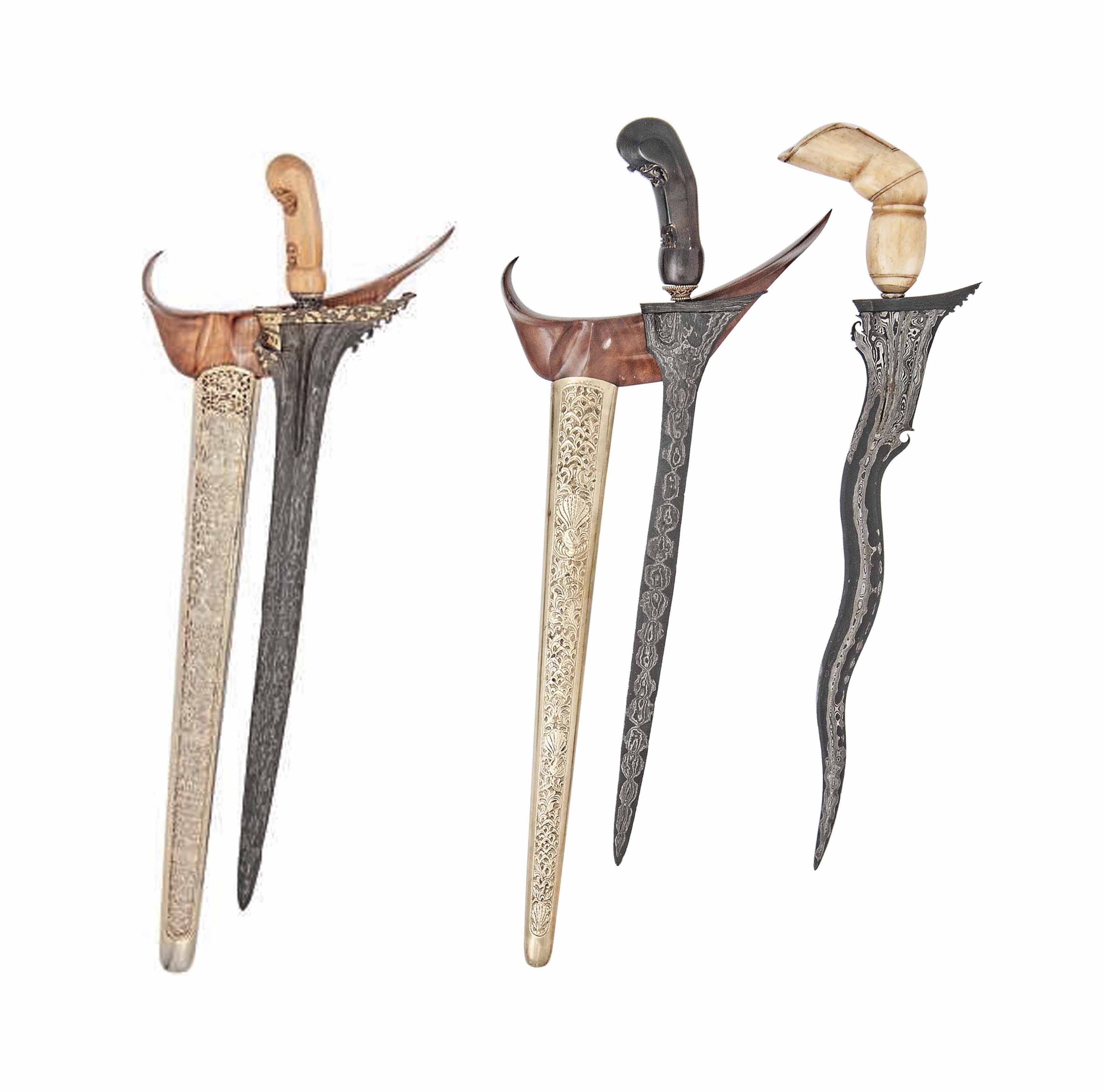 A GROUP OF KRIS (KERIS) INCLUDING A FINE CENTRAL JAVANESE A GROUP OF KRIS (KERIS) INCLUDING A FINE CENTRAL JAVANESE