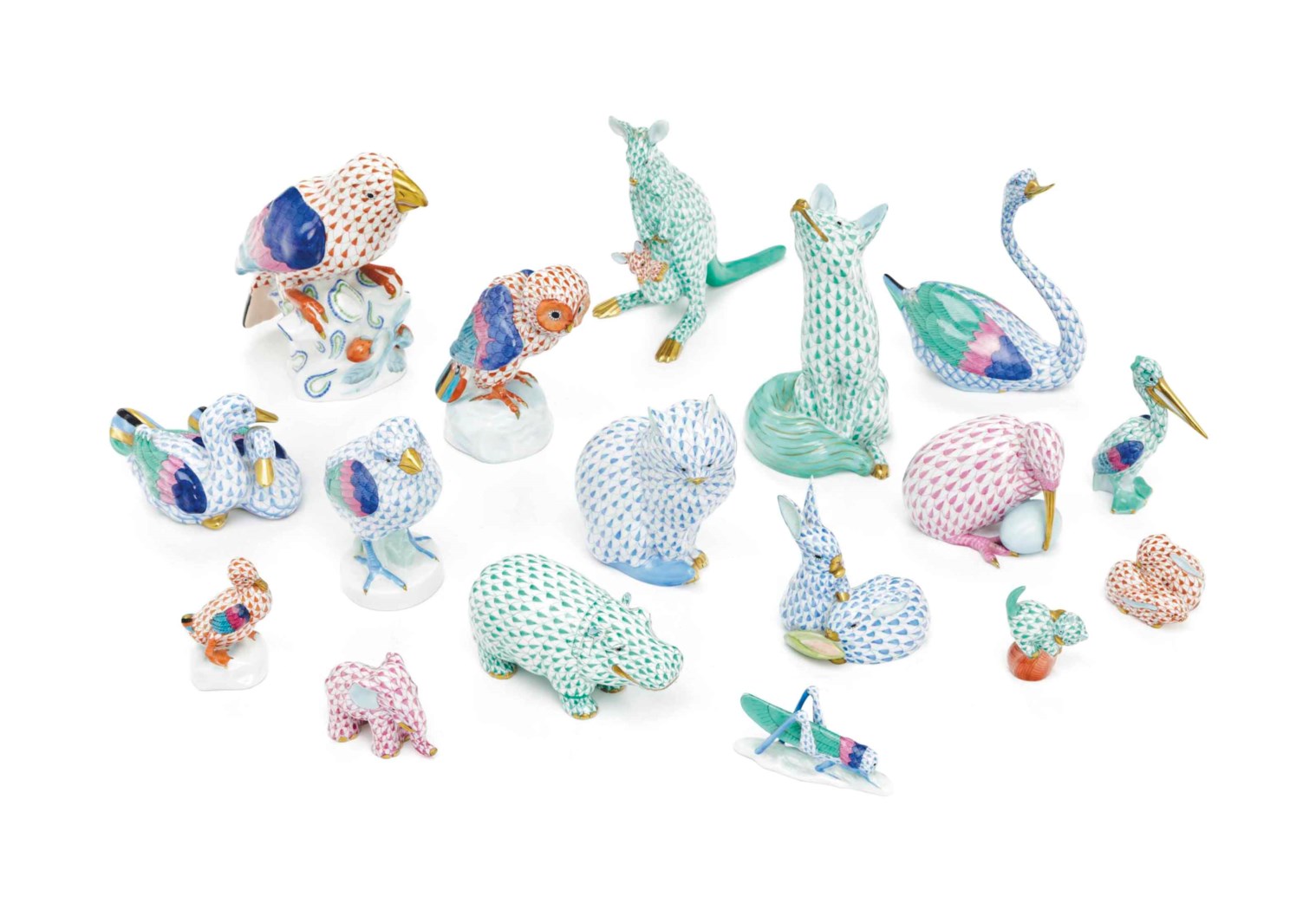 A GROUP OF SEVENTEEN HUNGARIAN PORCELAIN FIGURES OF VARIOUS ANIMALS, BIRDS AND A
