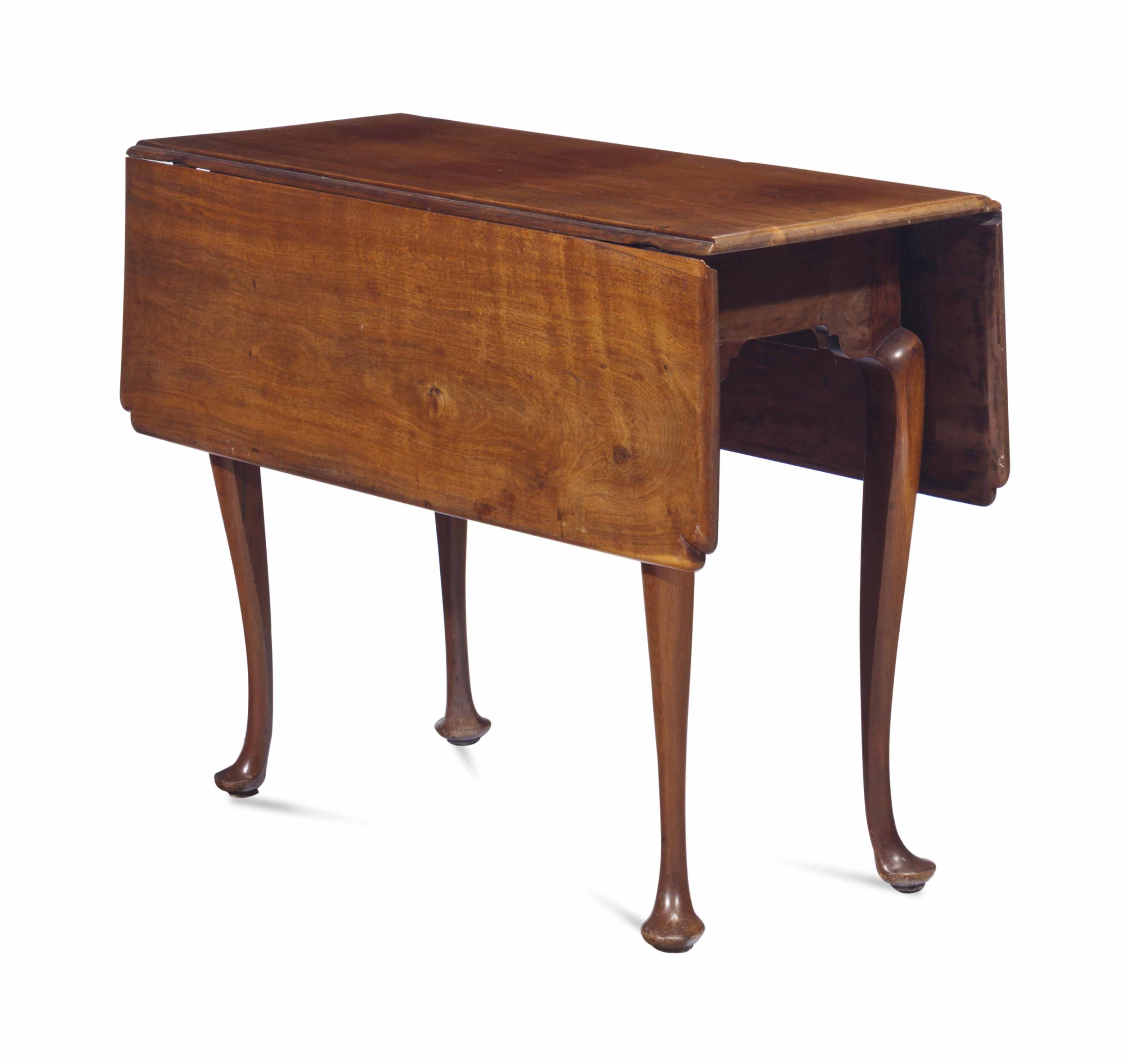 AN AMERICAN QUEEN ANNE WALNUT DROPLEAF GATELEG TABLE, Christie's