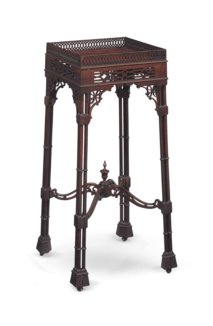 A VICTORIAN MAHOGANY URN STAND, LATE 19TH CENTURY Christie's