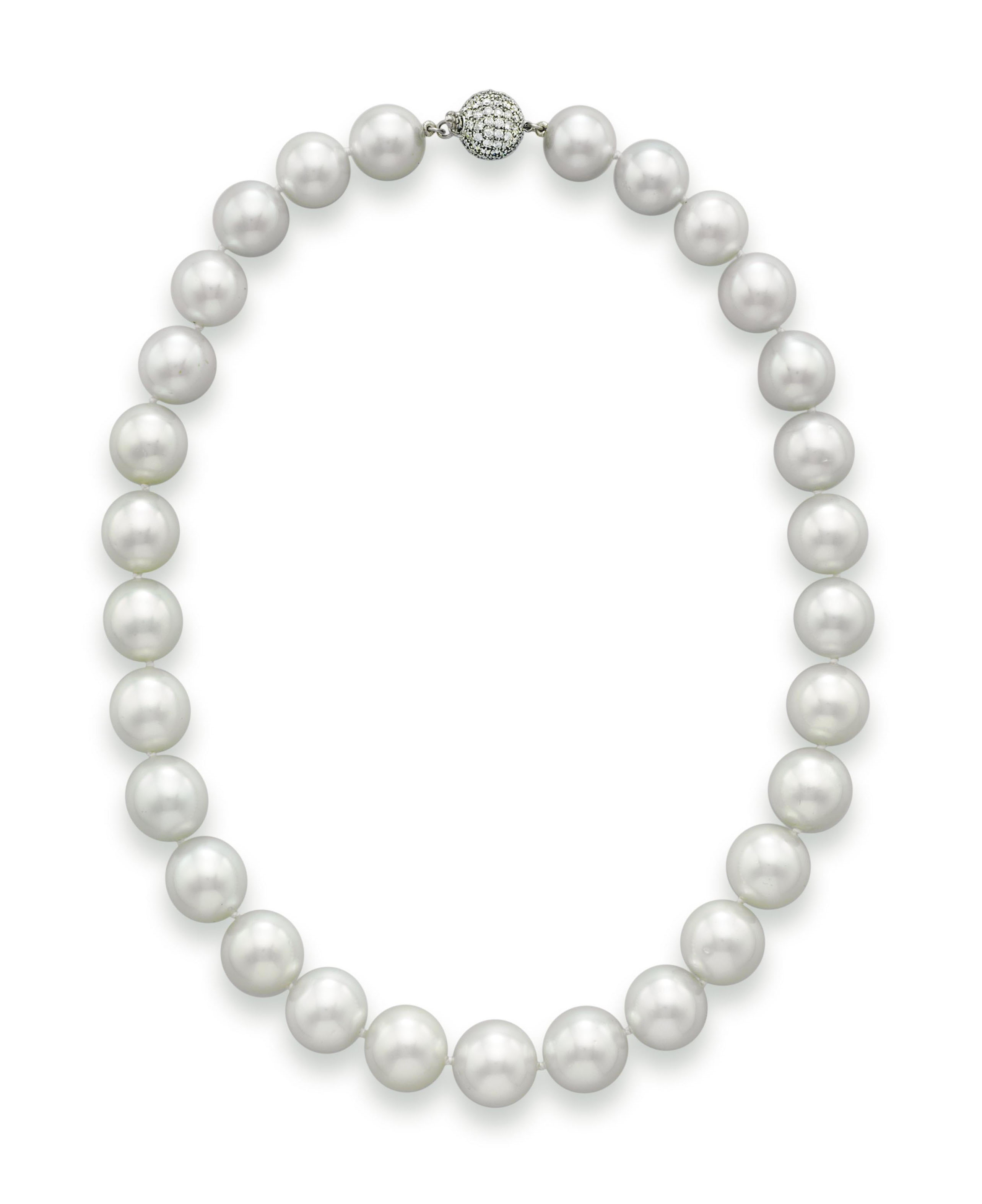 A SINGLESTRAND CULTURED PEARL NECKLACE Christie's
